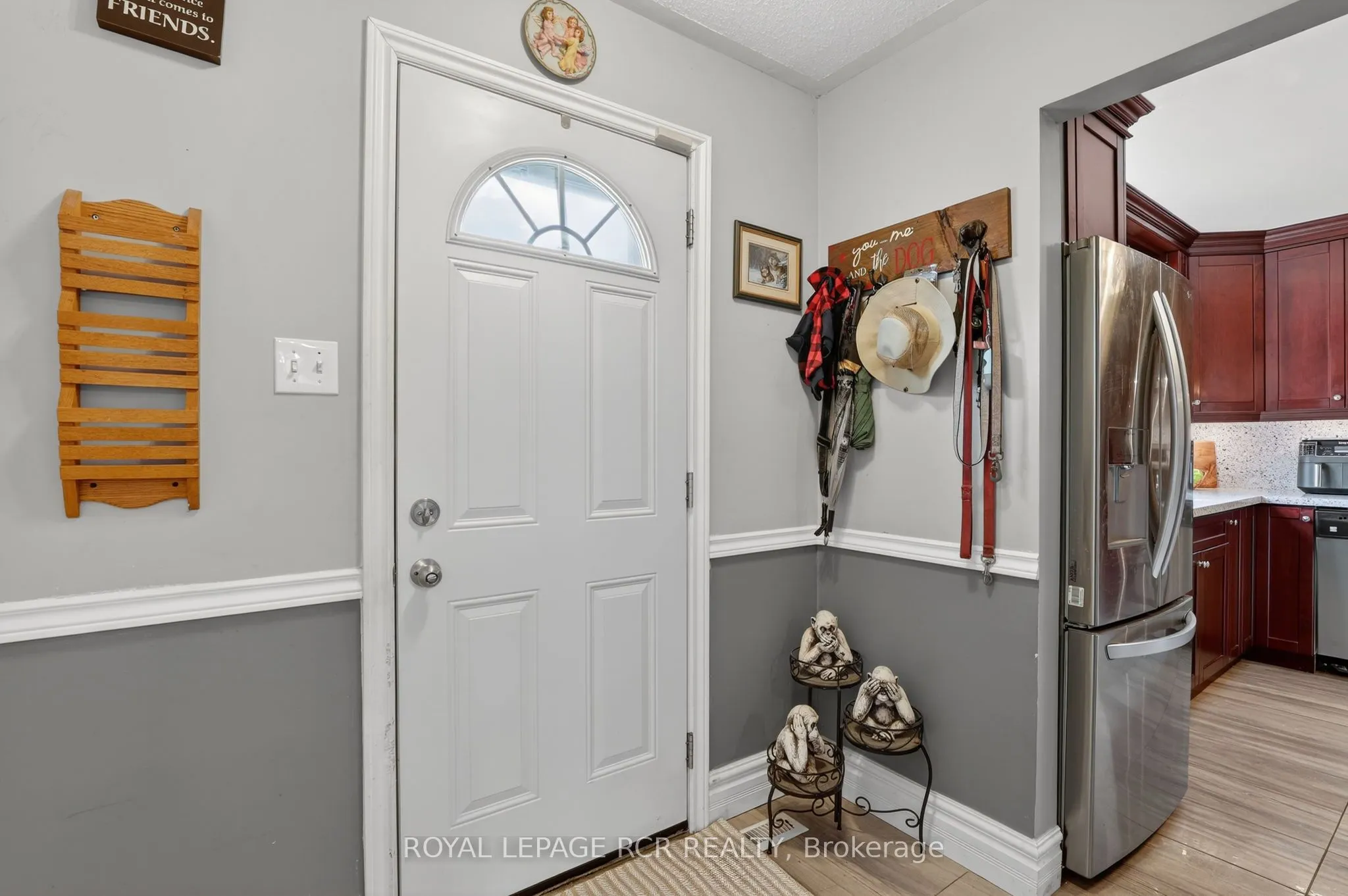 2825 Gananoque Drive #12