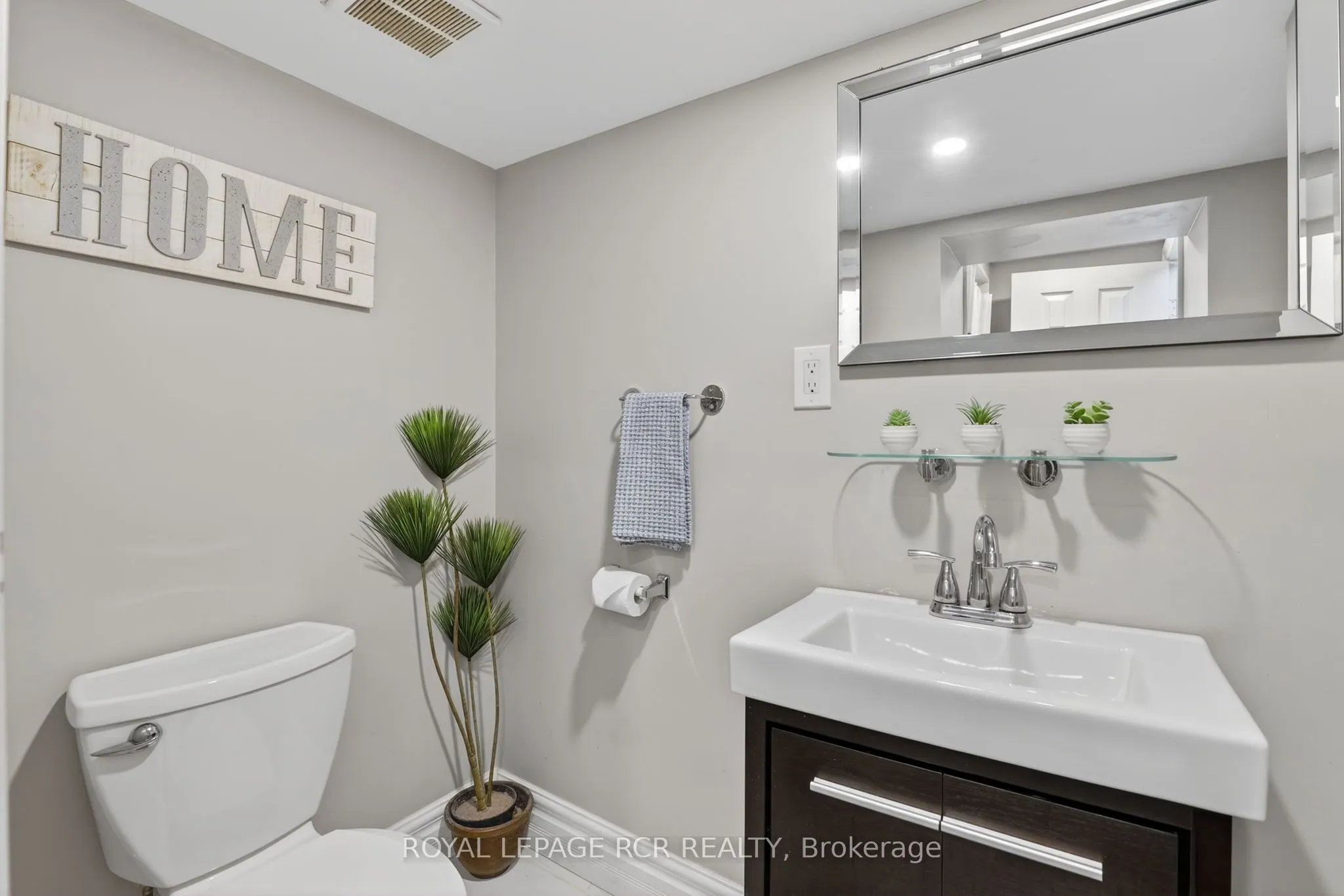 2825 Gananoque Drive #12