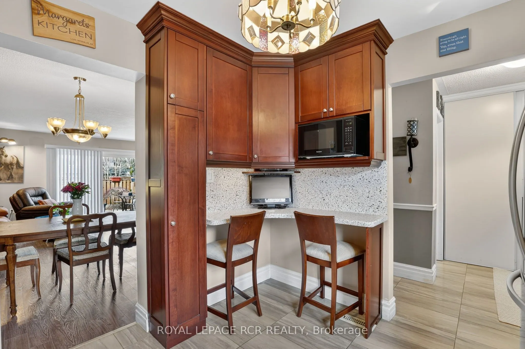 2825 Gananoque Drive #12