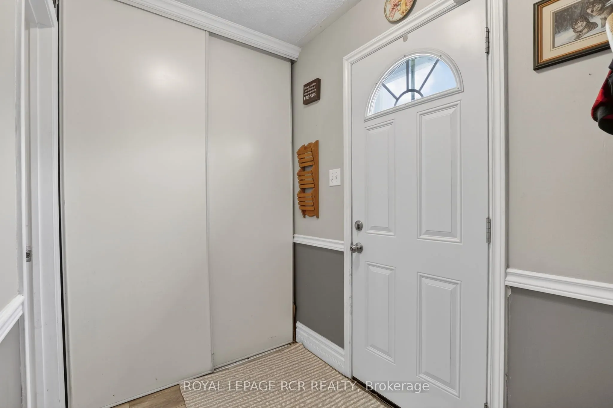 2825 Gananoque Drive #12