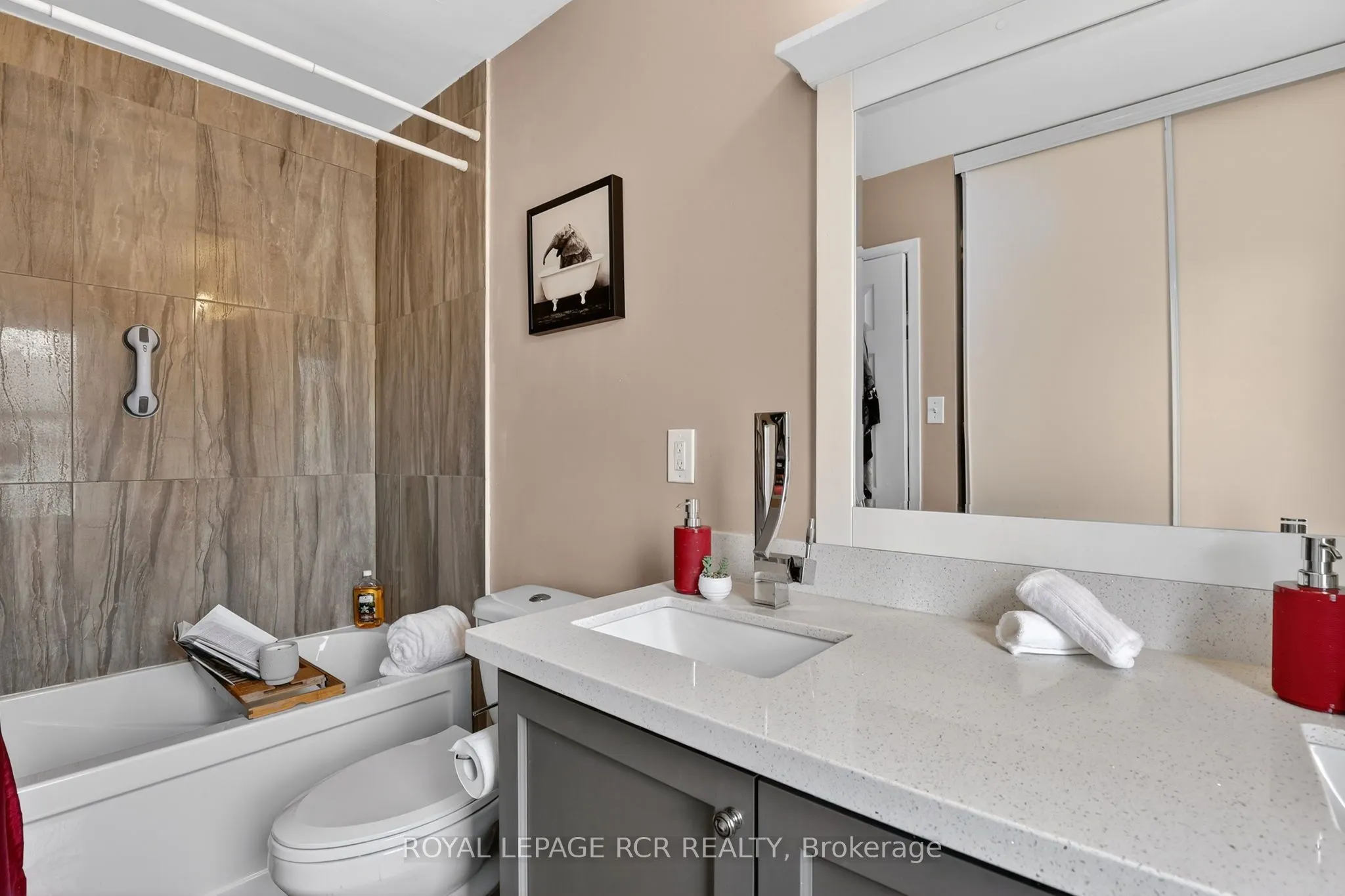 2825 Gananoque Drive #12