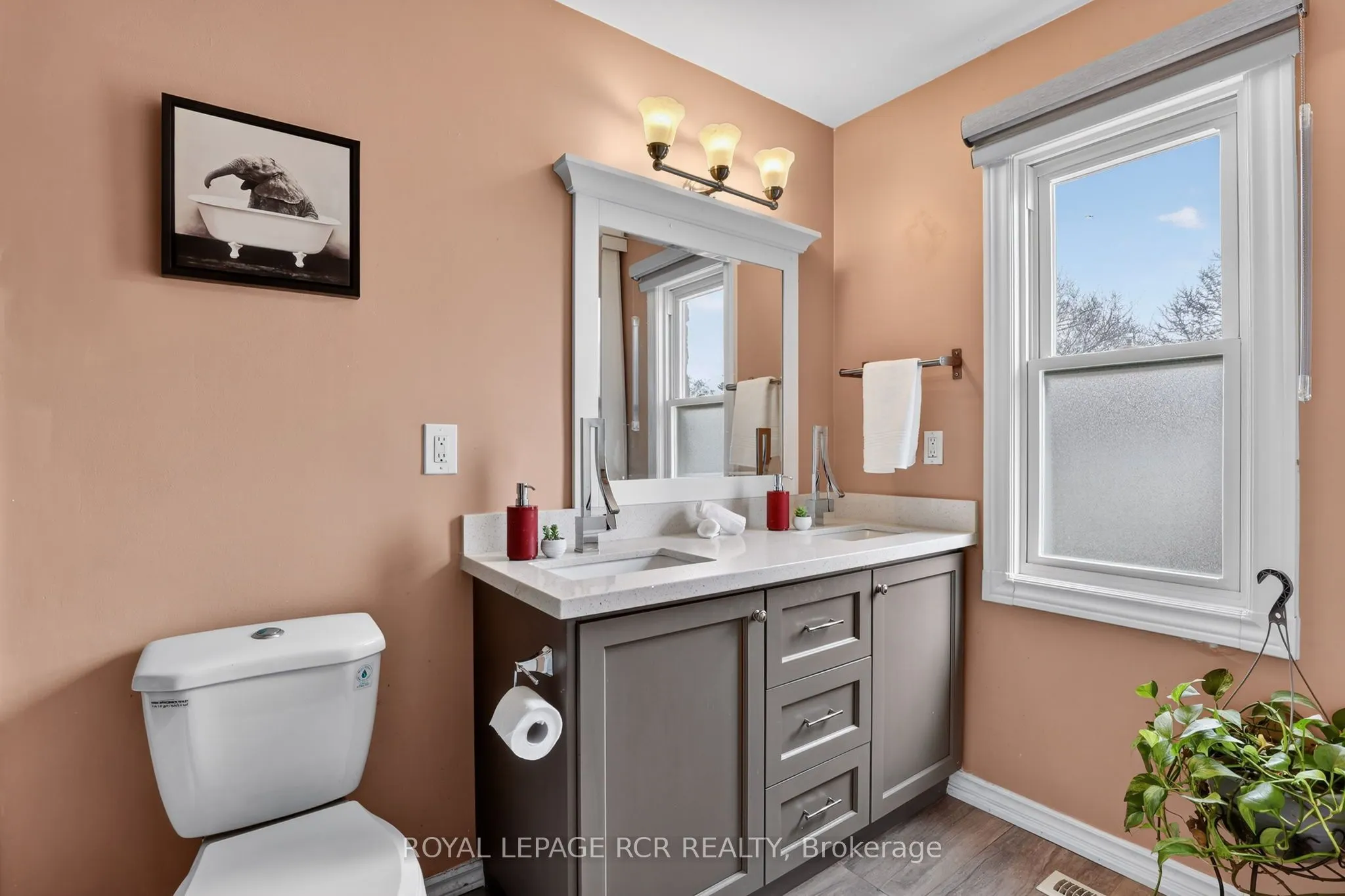 2825 Gananoque Drive #12
