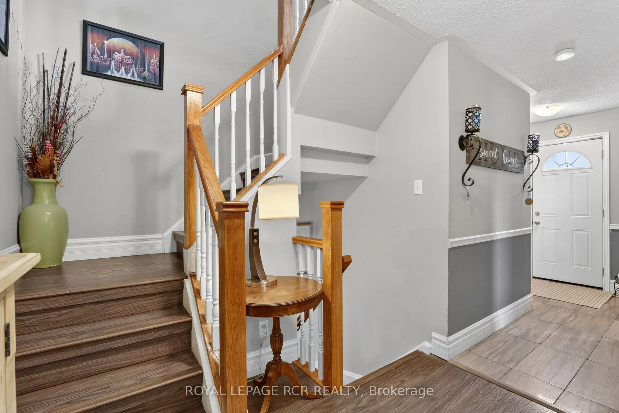 2825 Gananoque Drive #12