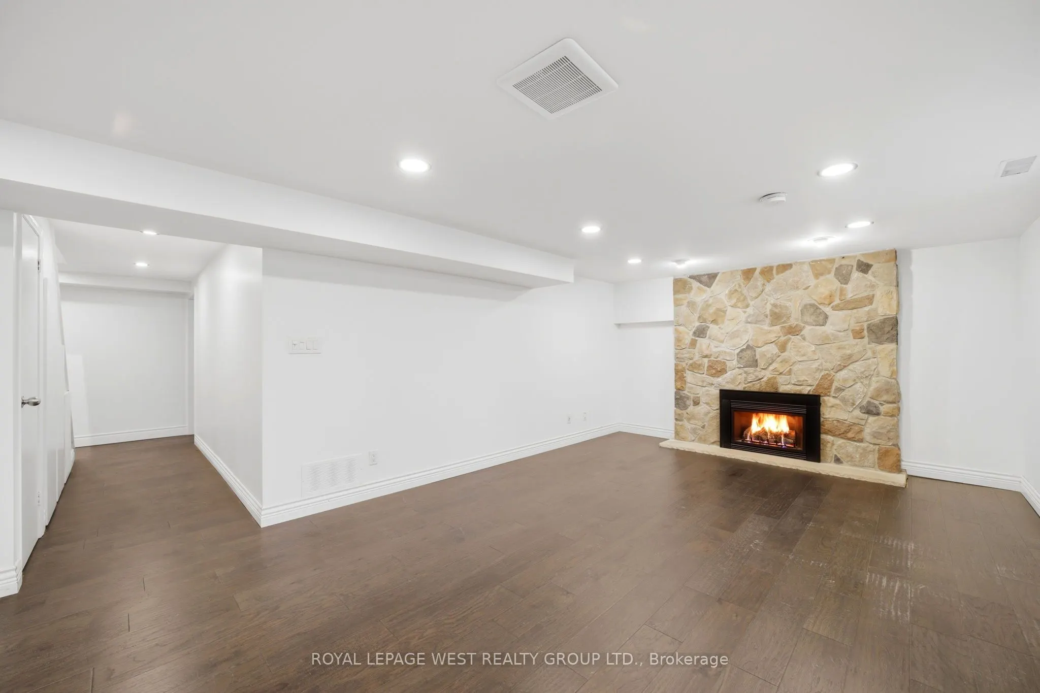 3334 Enniskillen Circle