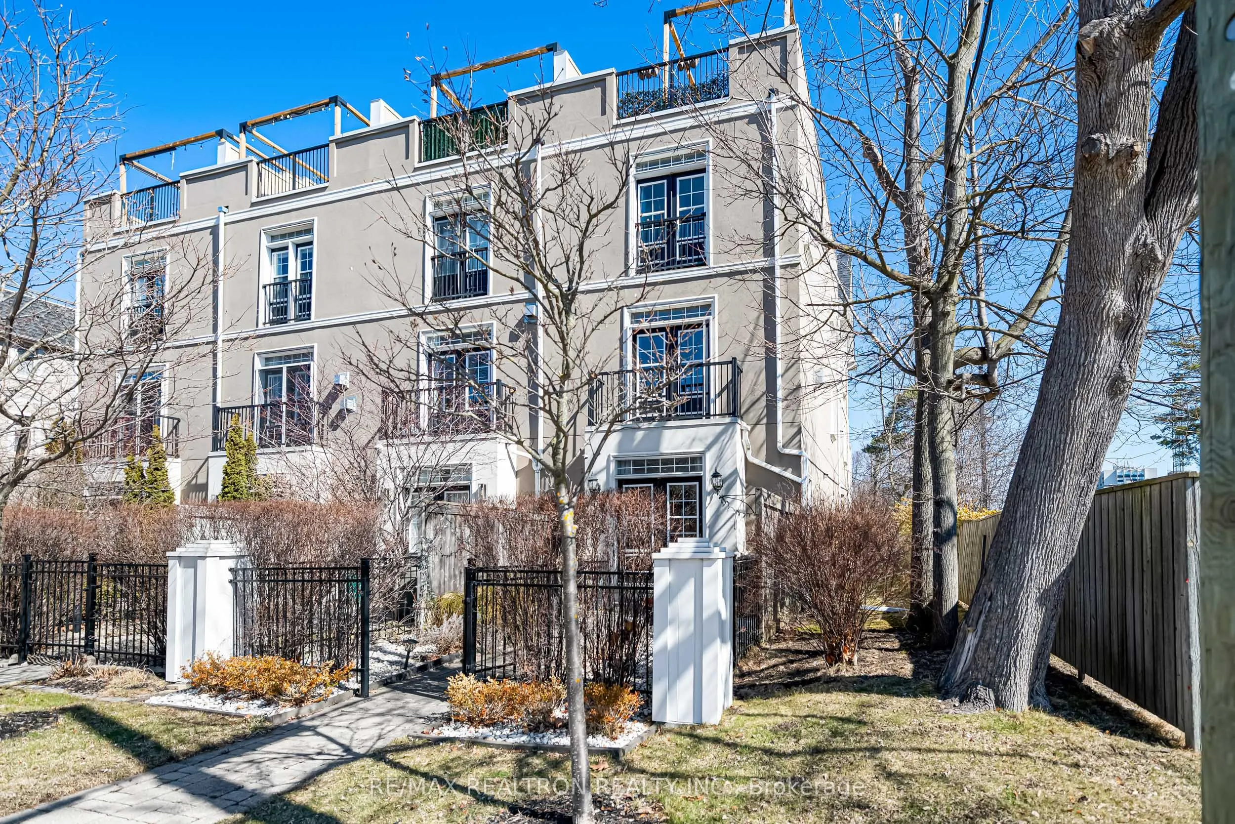 117 Nelson Street #1