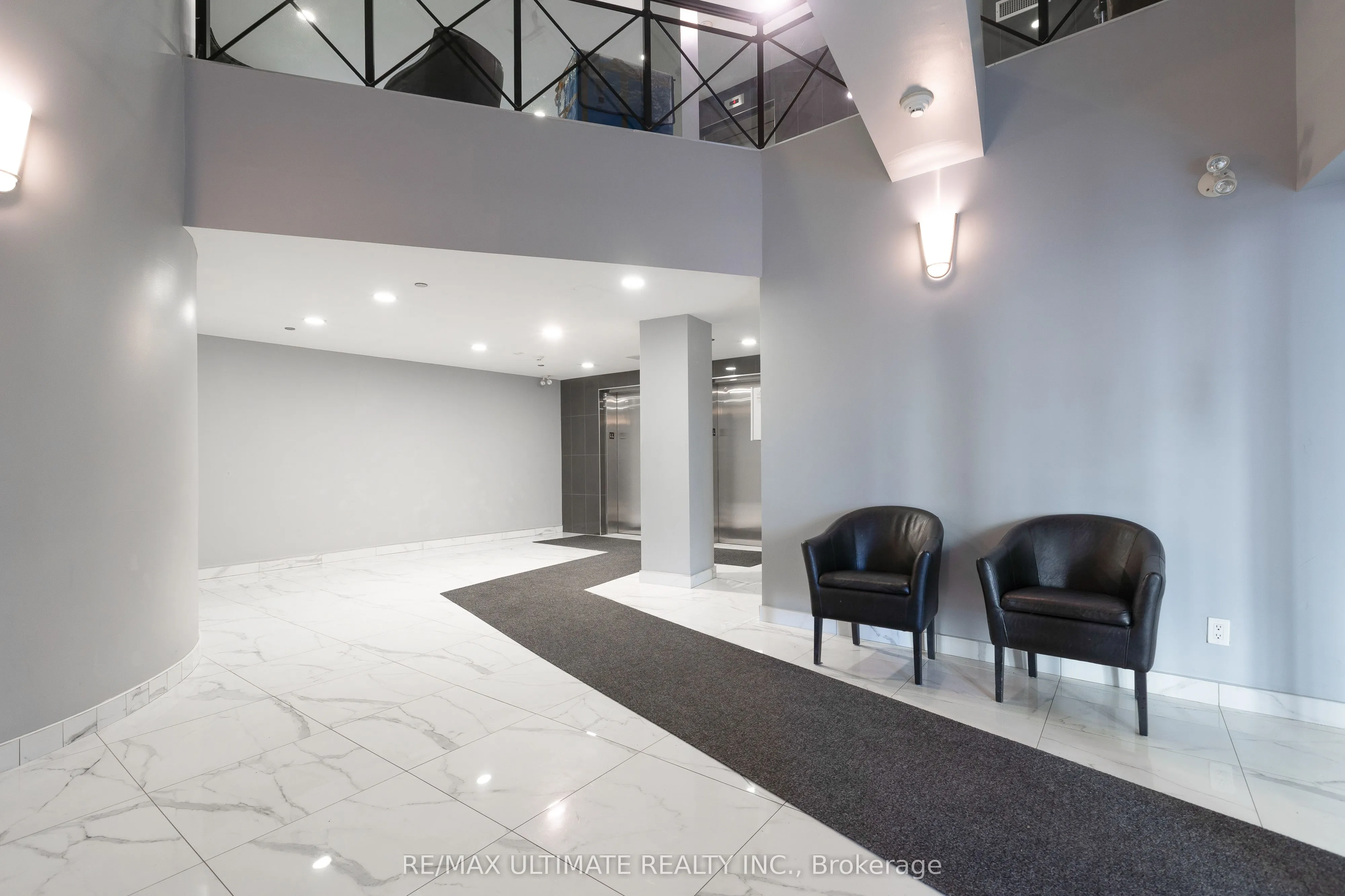 1415 Lawrence Avenue W #406