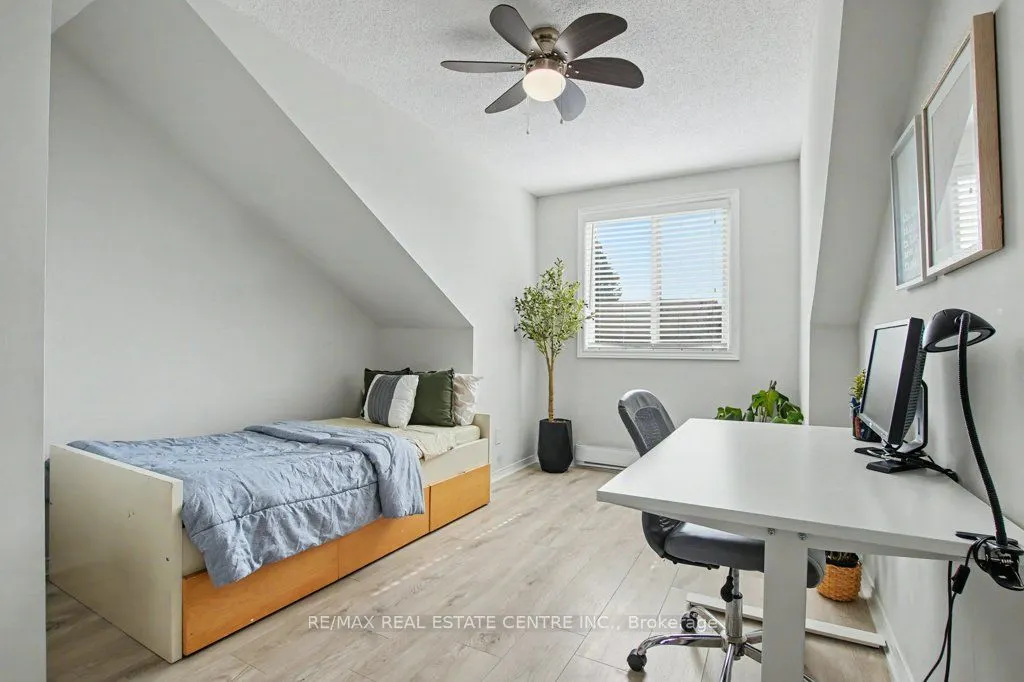 90 Lawrence Avenue #93