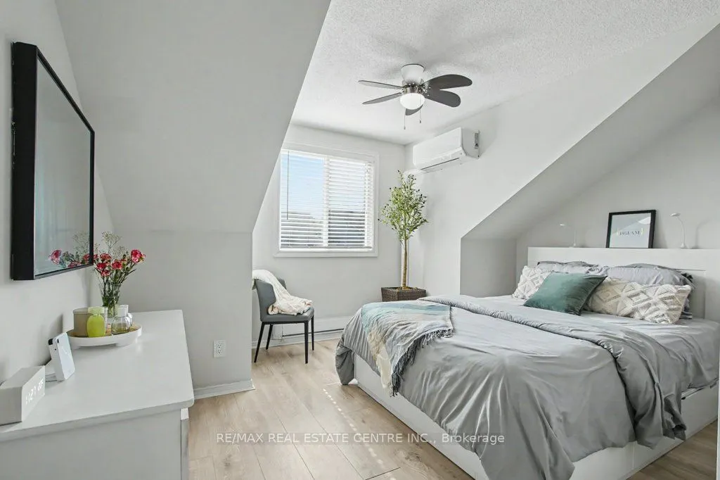 90 Lawrence Avenue #93