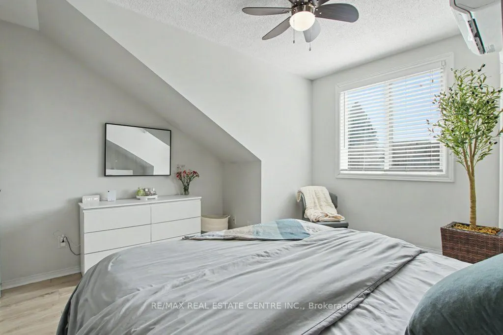 90 Lawrence Avenue #93