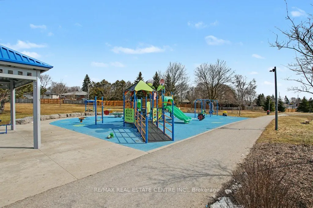 90 Lawrence Avenue #93