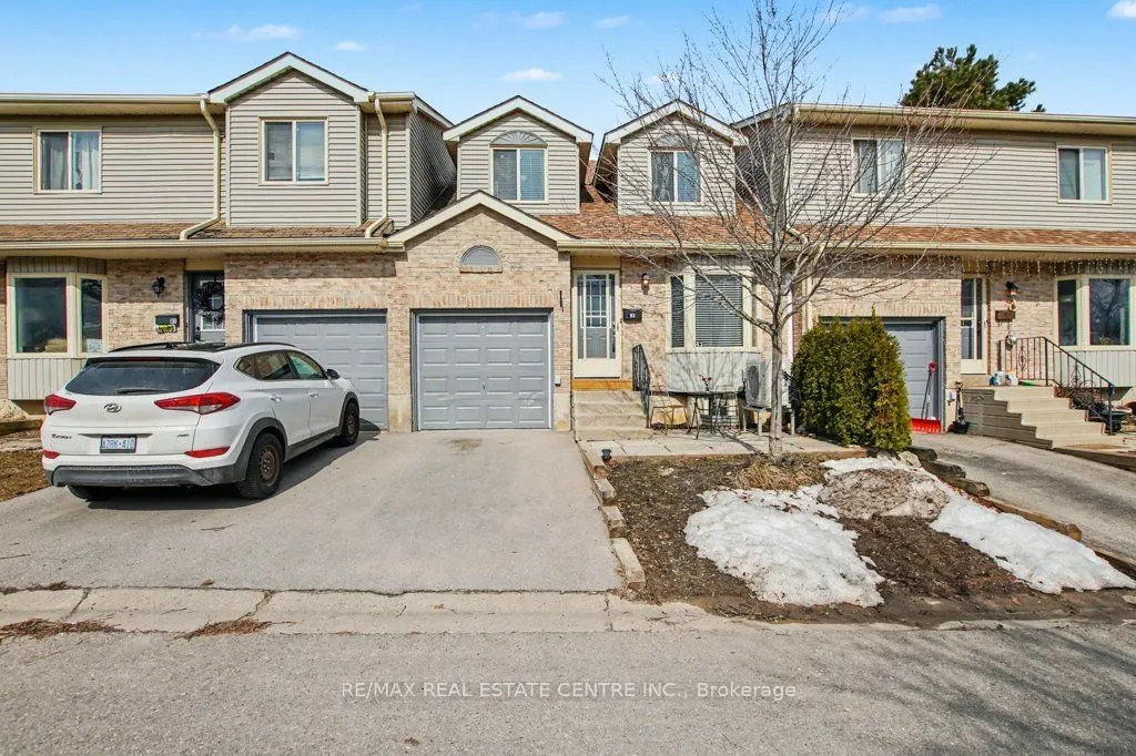 90 Lawrence Avenue #93