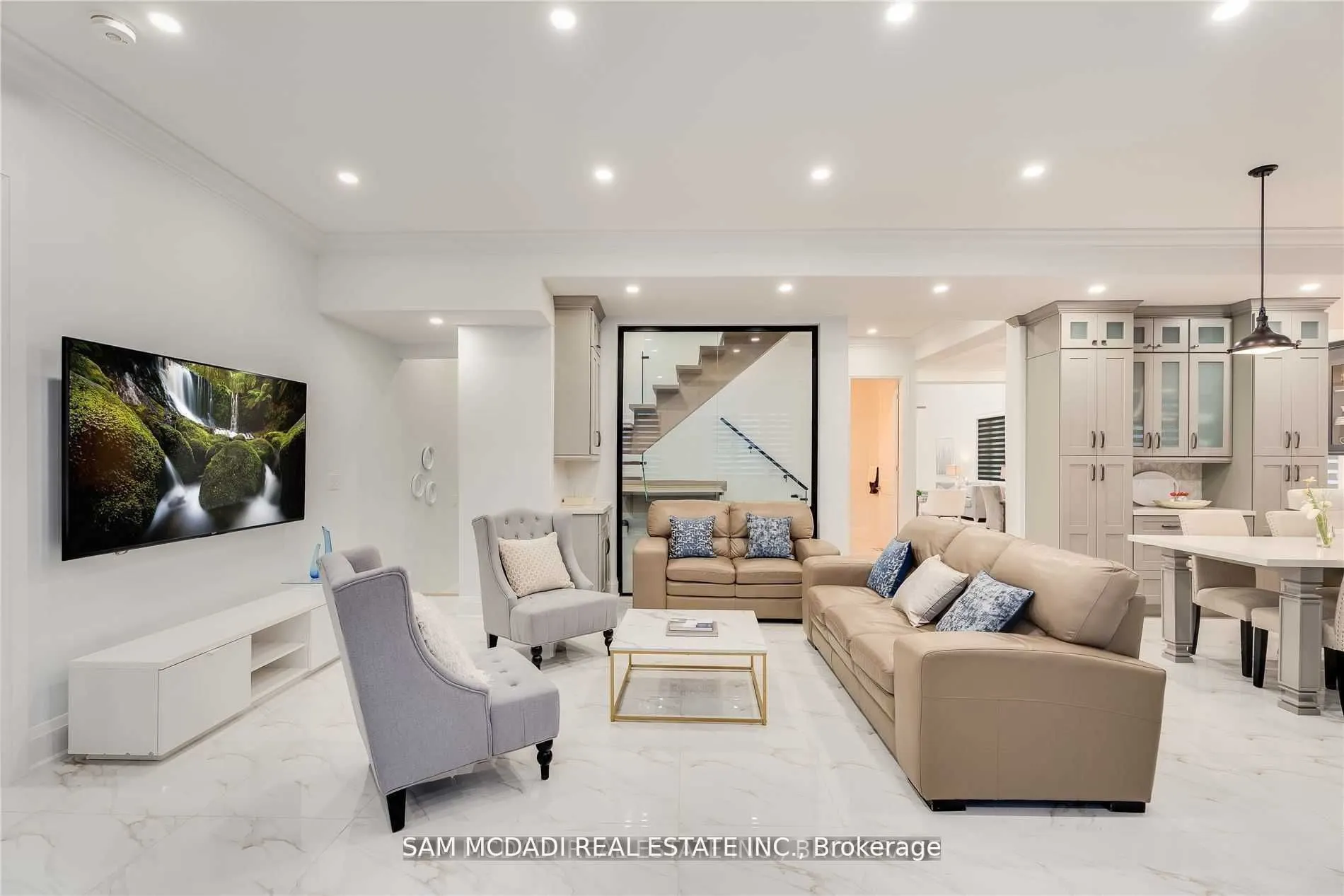 1138 Garden Road