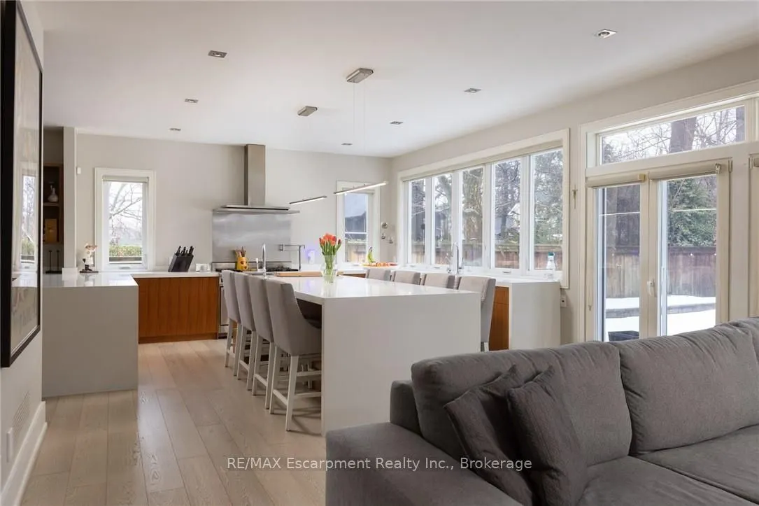 287 MacDonald Road
