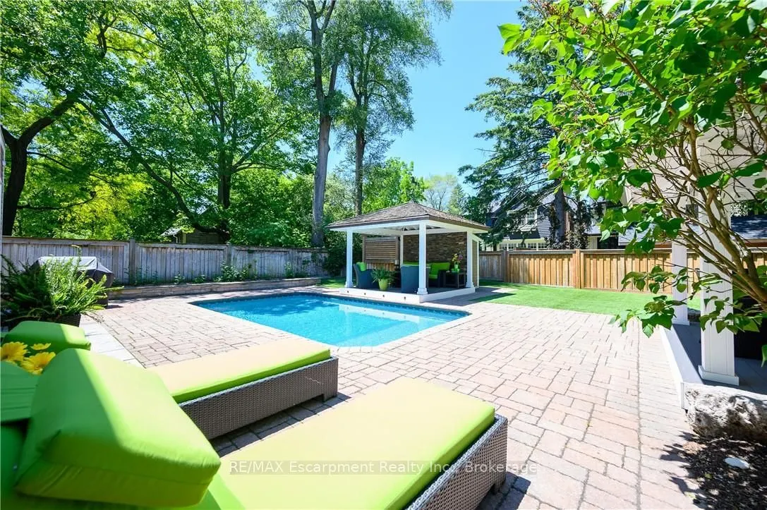 287 MacDonald Road