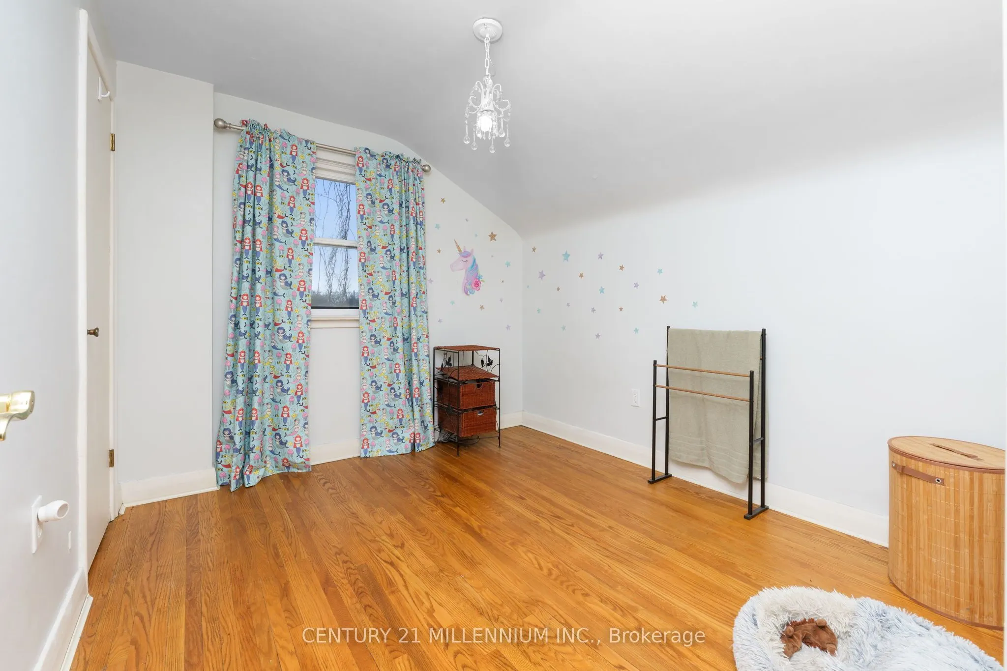 9 Crestview Avenue