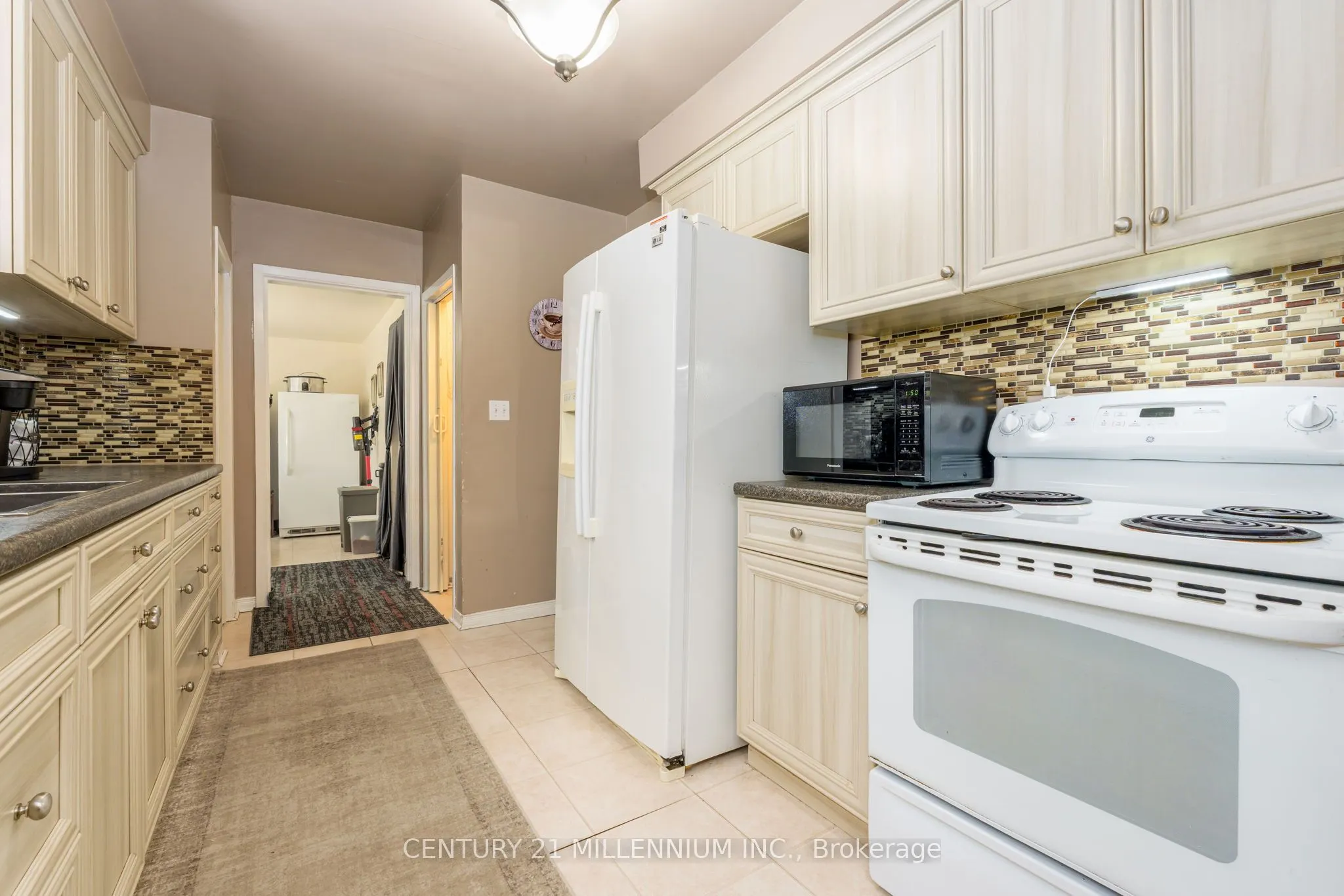 9 Crestview Avenue