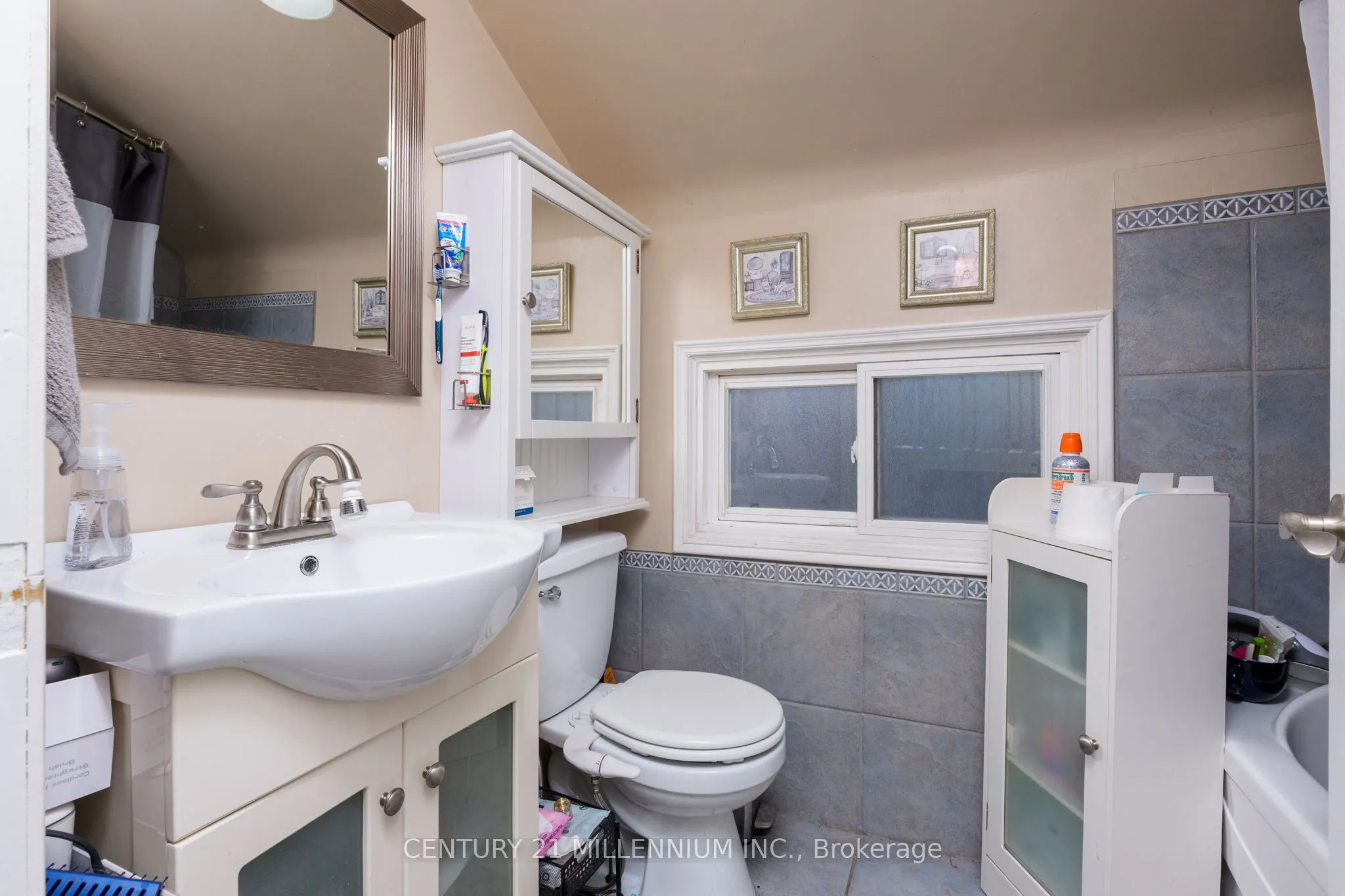9 Crestview Avenue