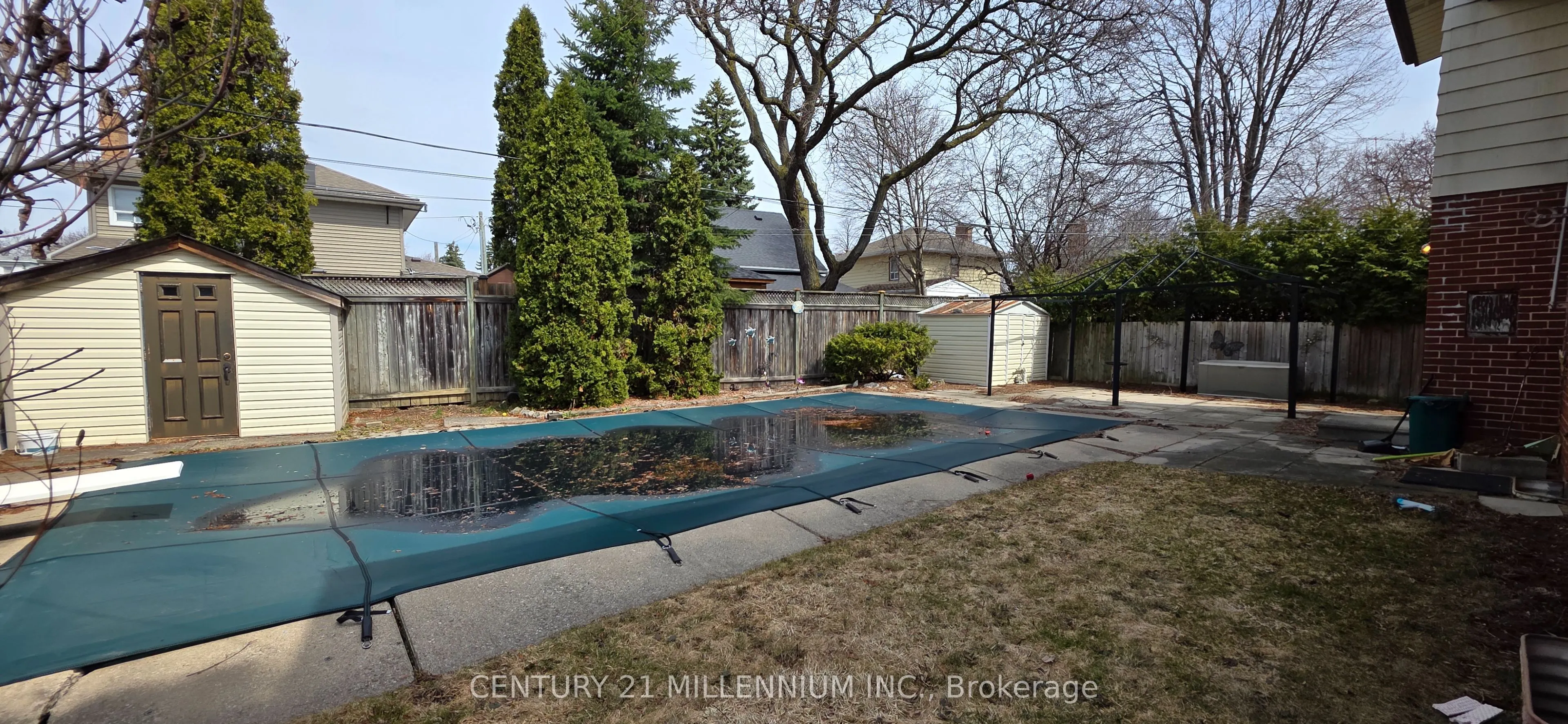 9 Crestview Avenue