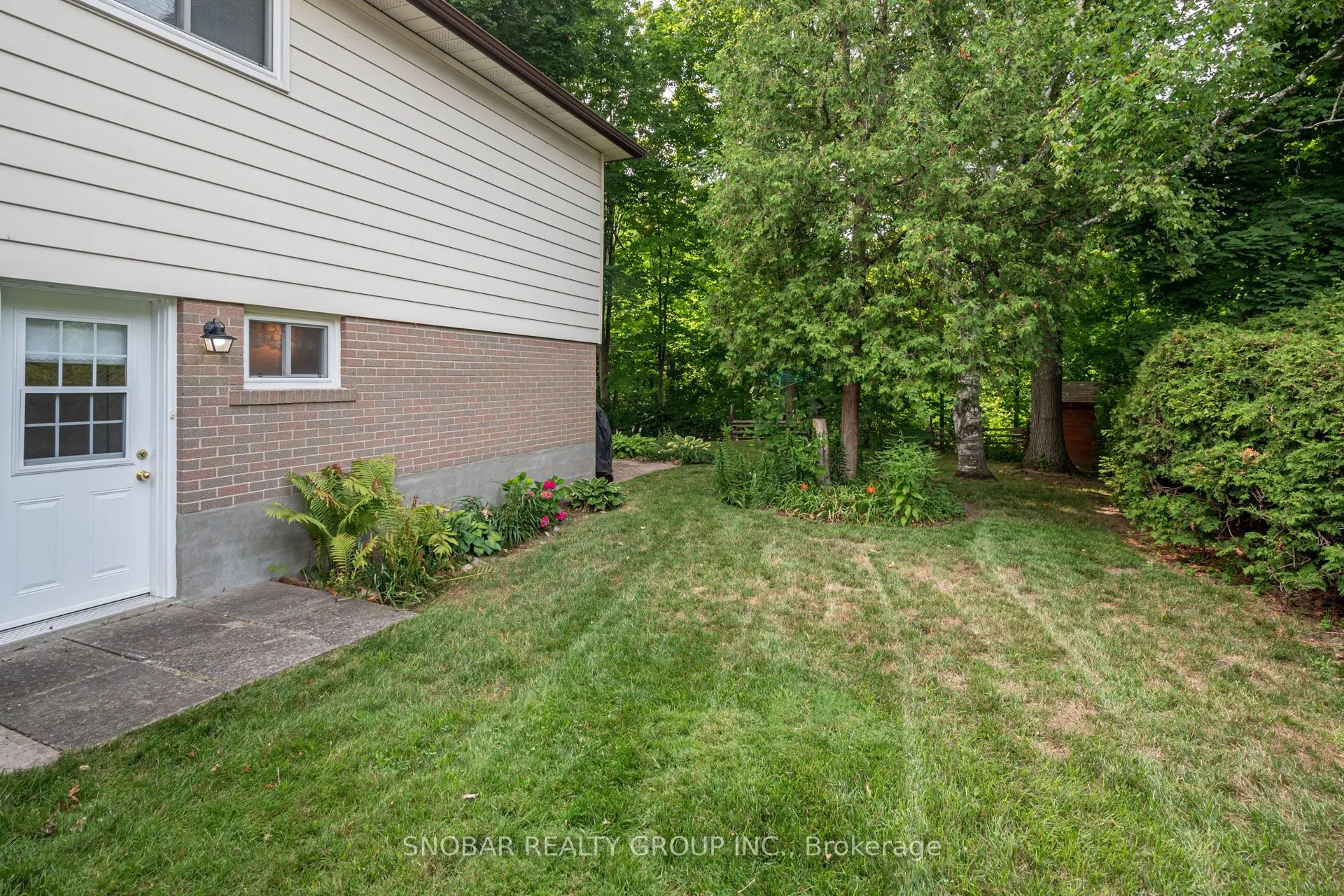 3422 Credit Heights Drive
