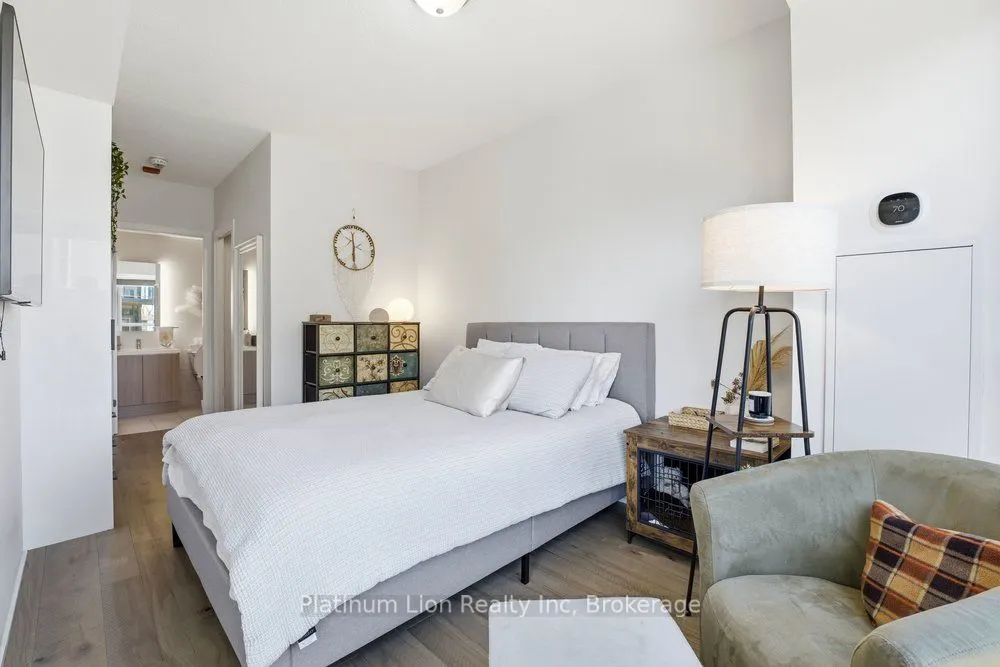 5220 Dundas Street #D211