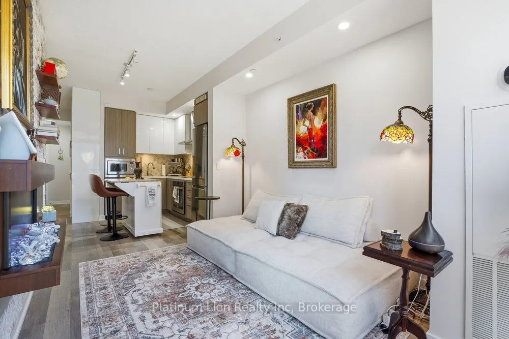 5220 Dundas Street #D211