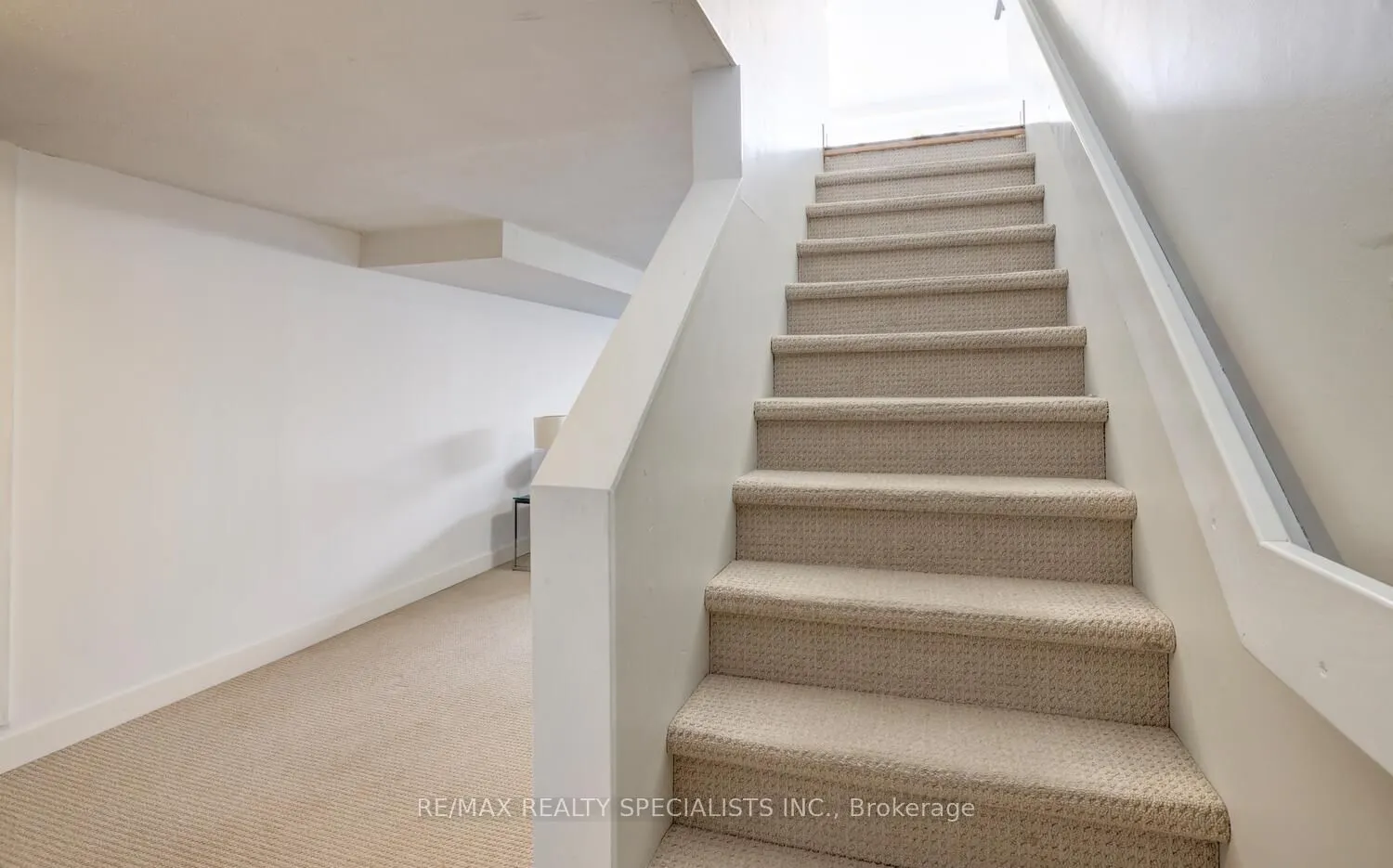 821 Parkland Avenue