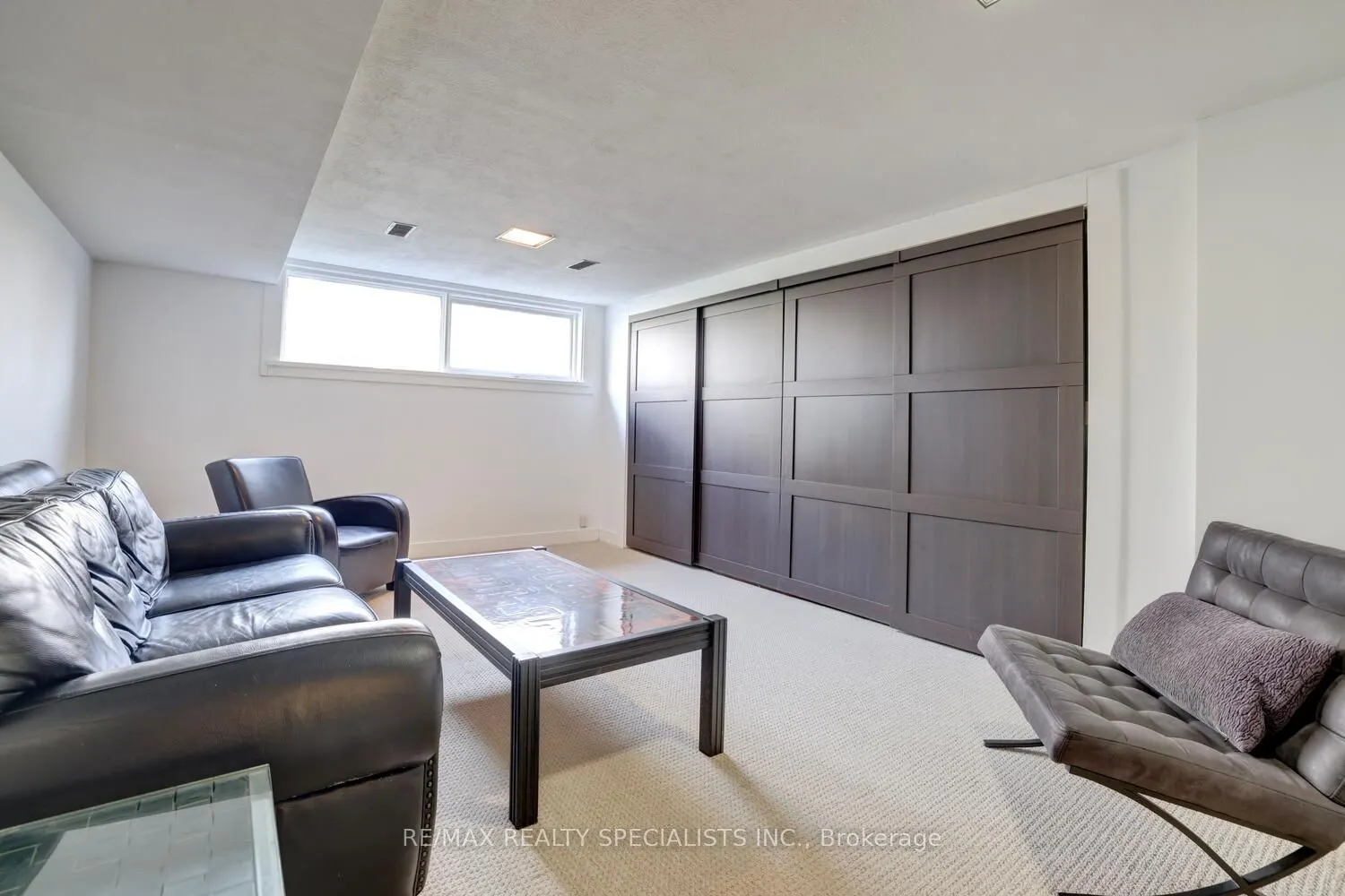 821 Parkland Avenue