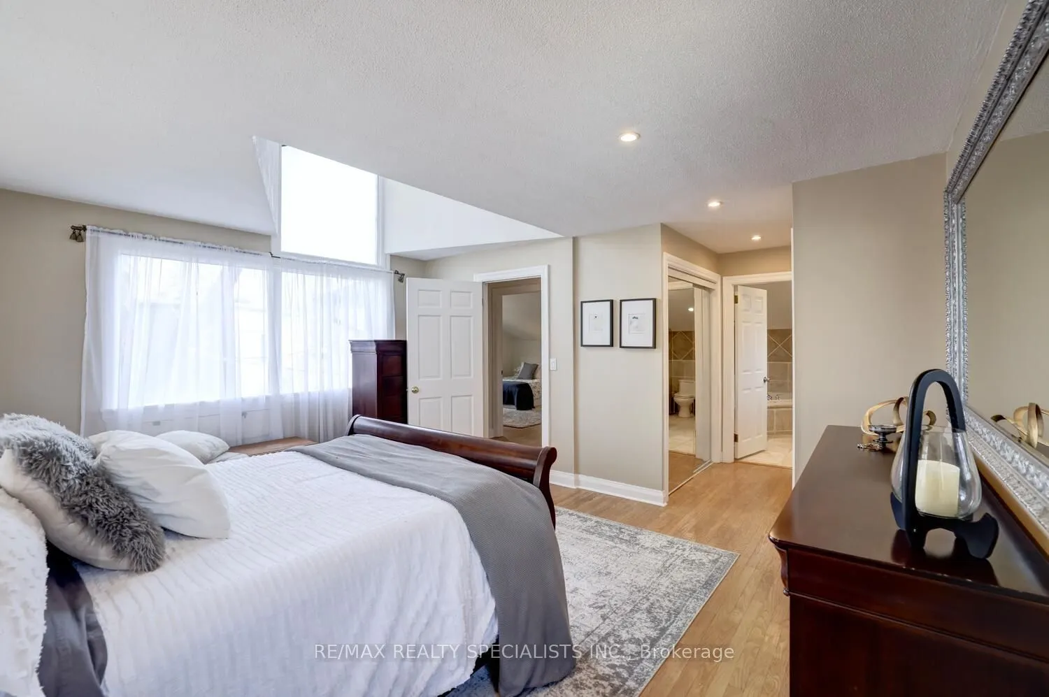 821 Parkland Avenue
