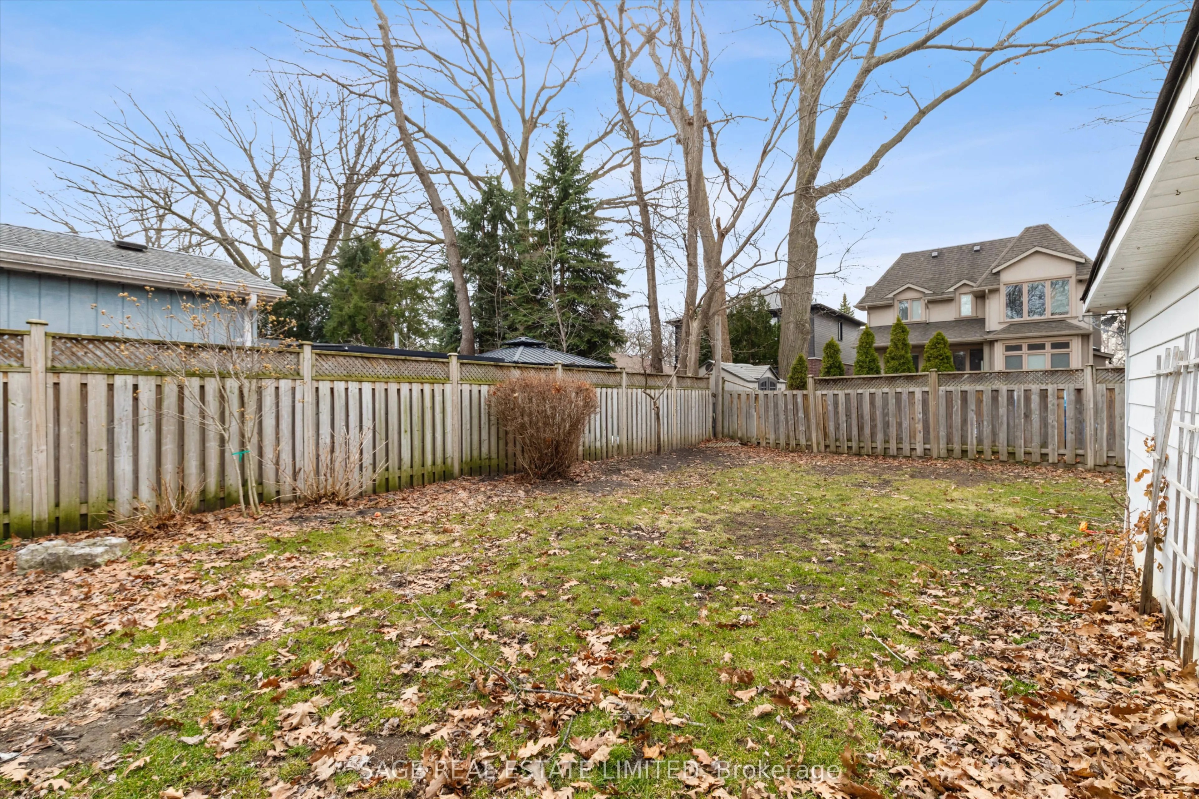 11 Chelsea Drive