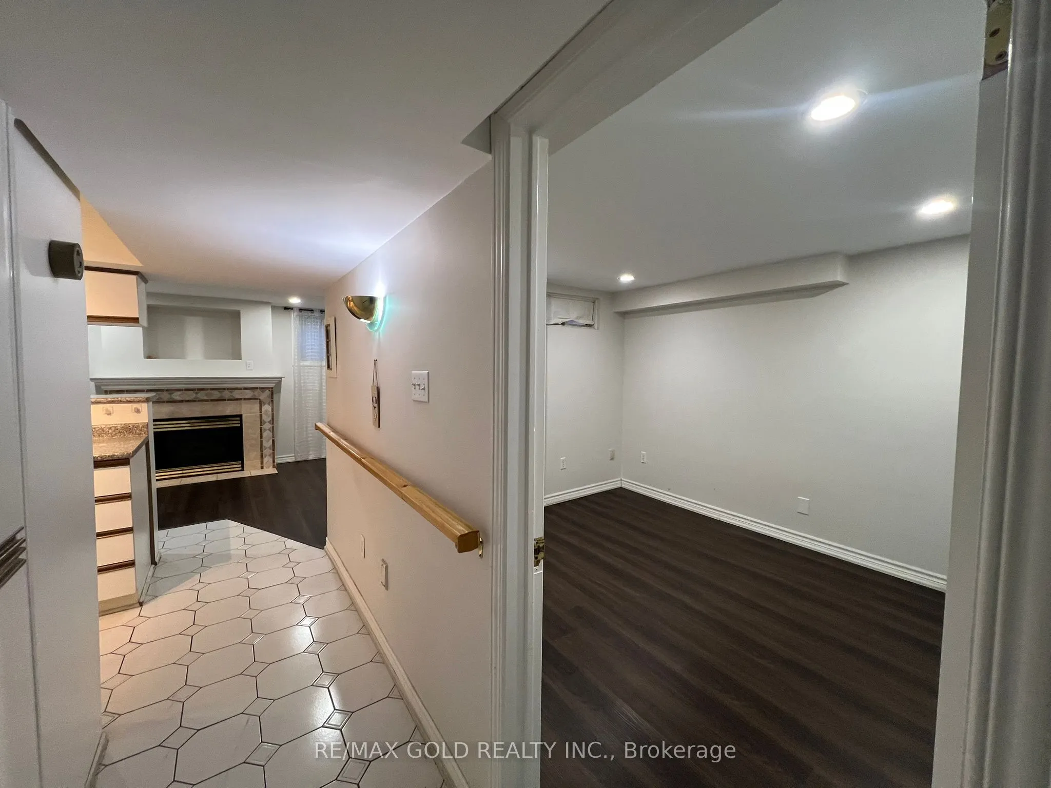 199 Sunforest Drive