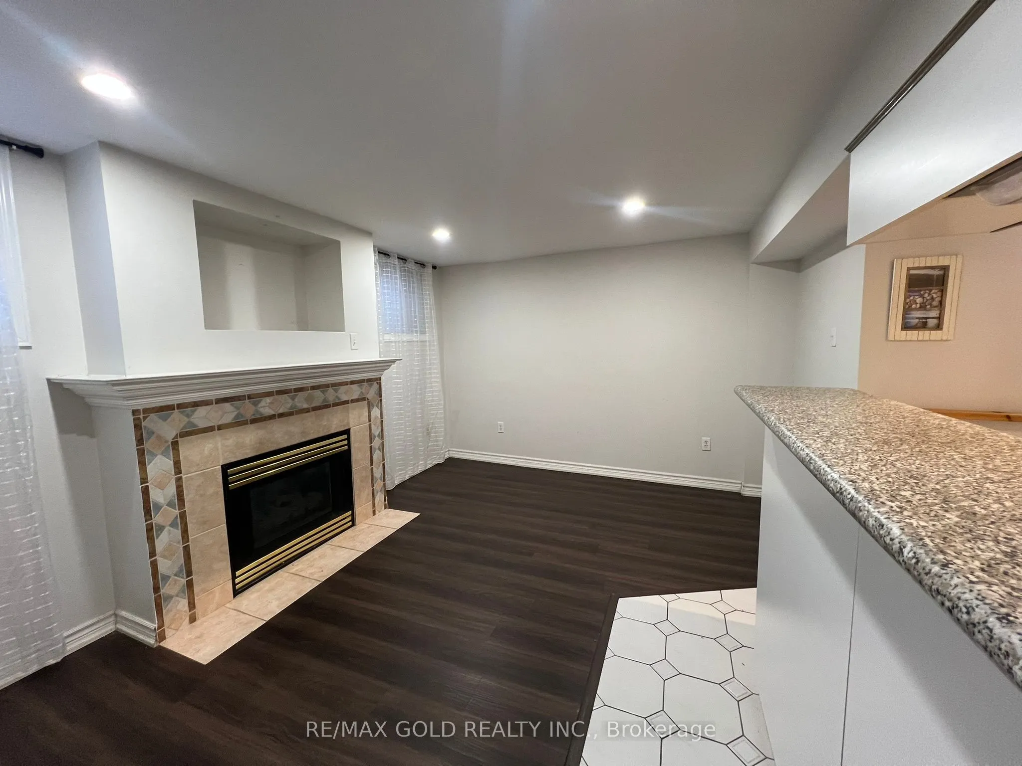 199 Sunforest Drive