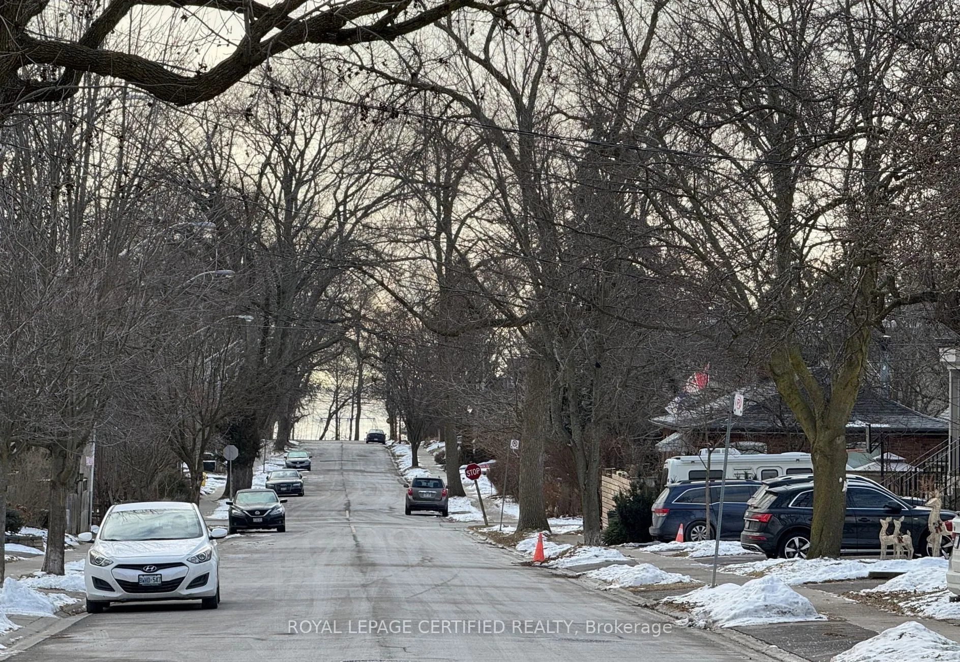 76 Thirty Eighth Street