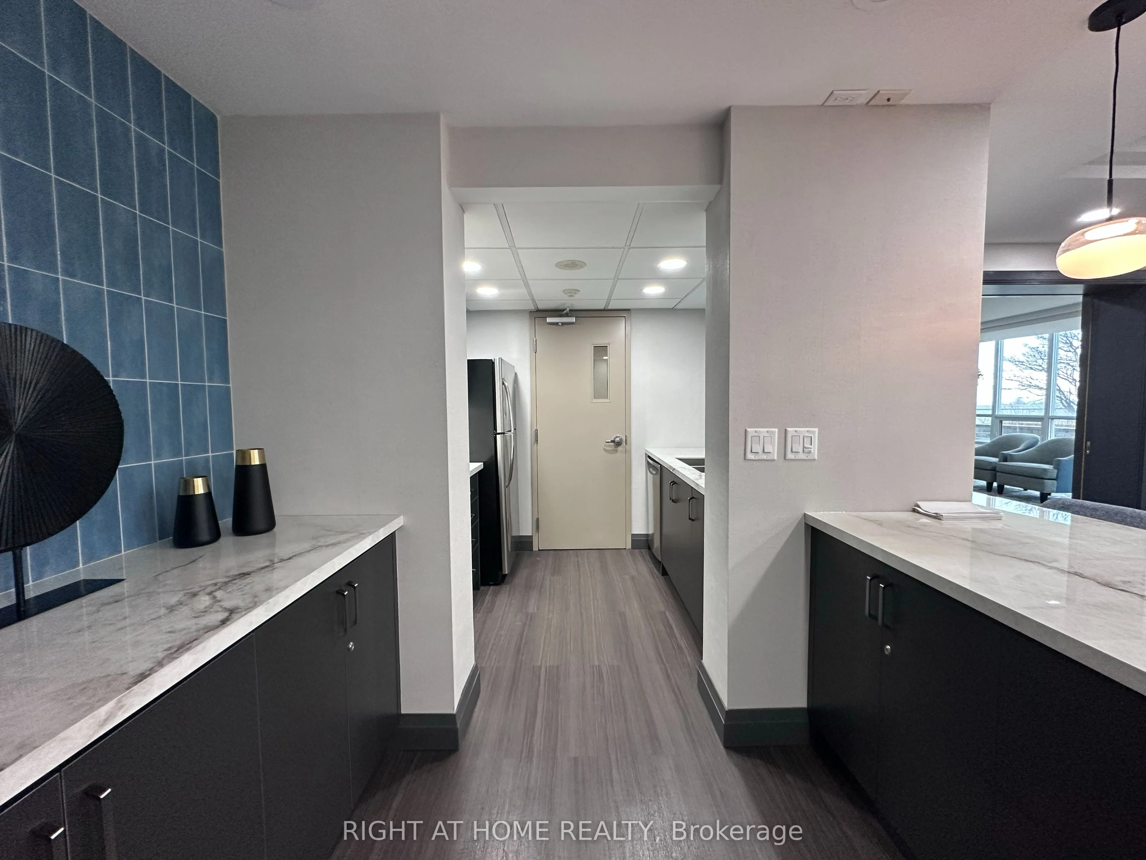 1900 Lake Shore Boulevard W #1701