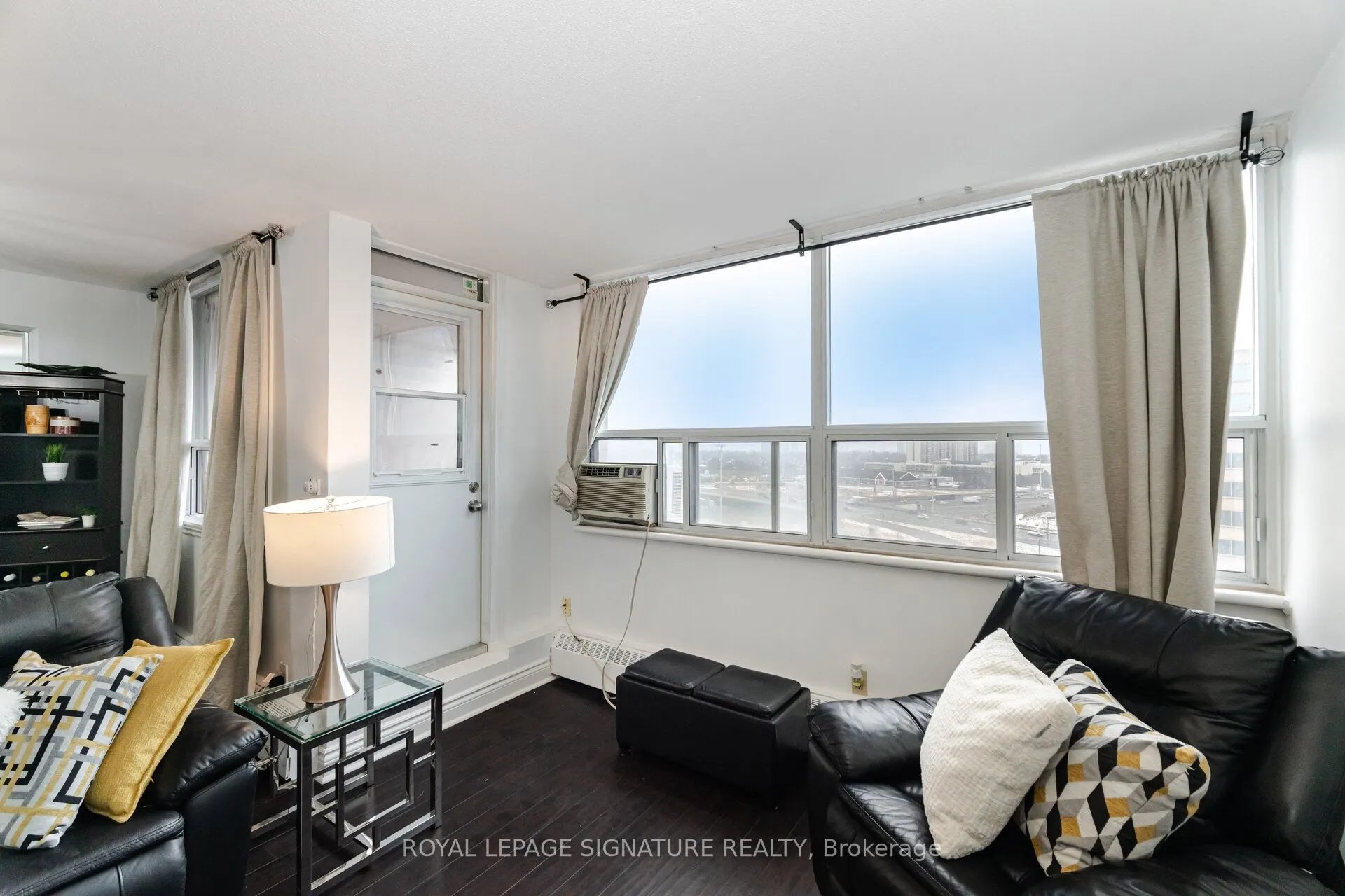 451 The West Mall Drive #1212