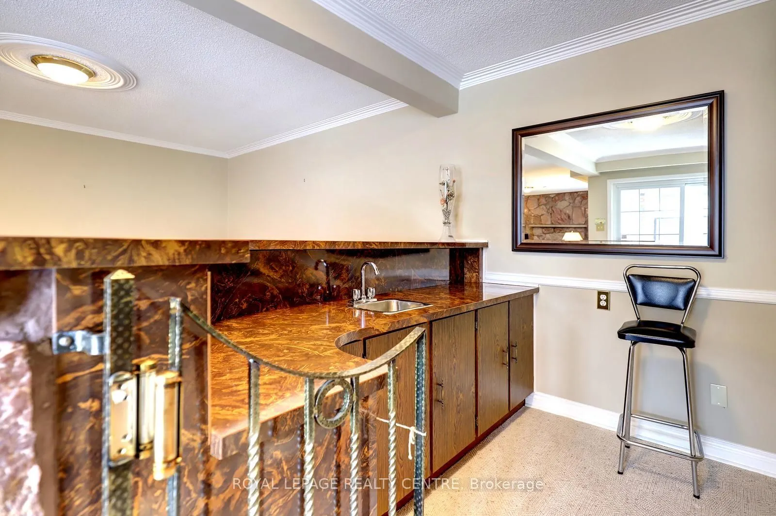 2405 Rosemary Drive
