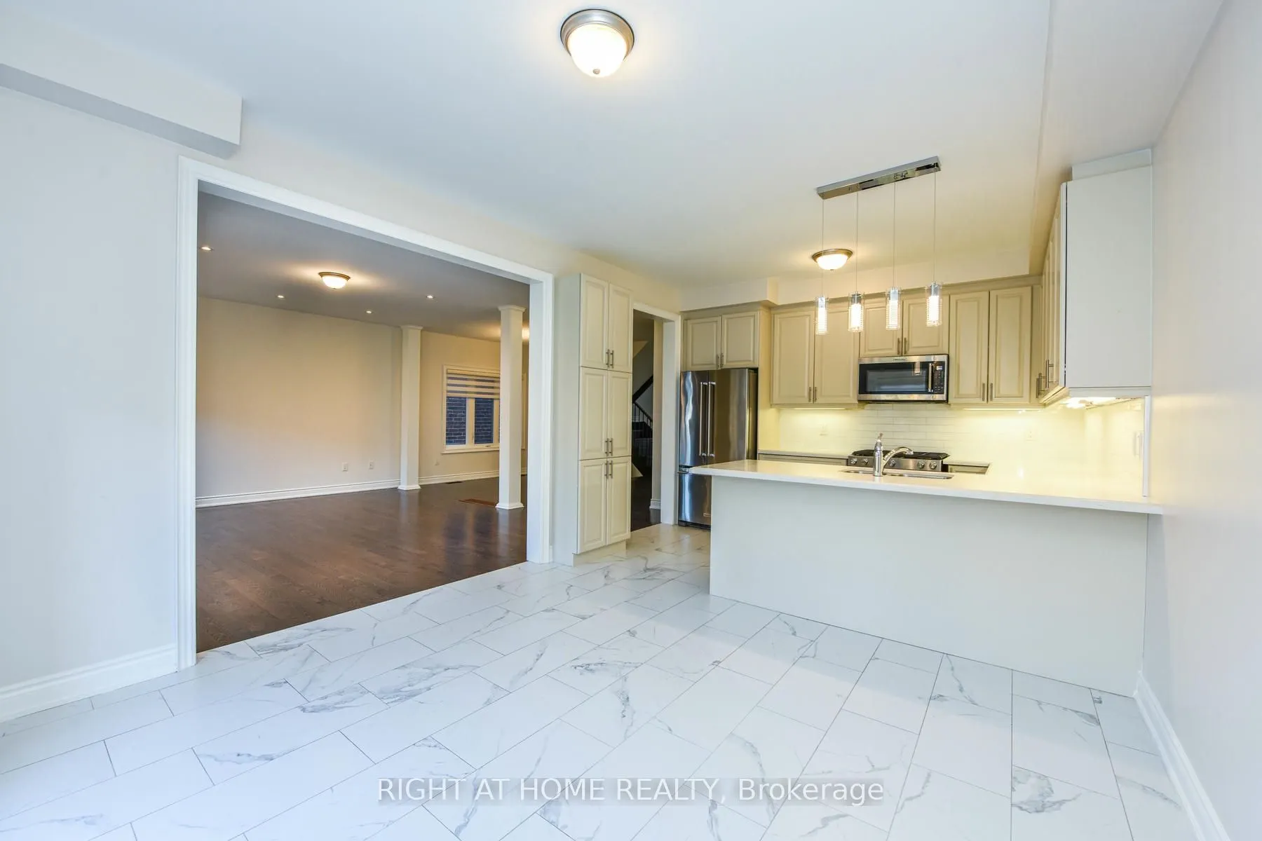 3 Prairie Creek Crescent