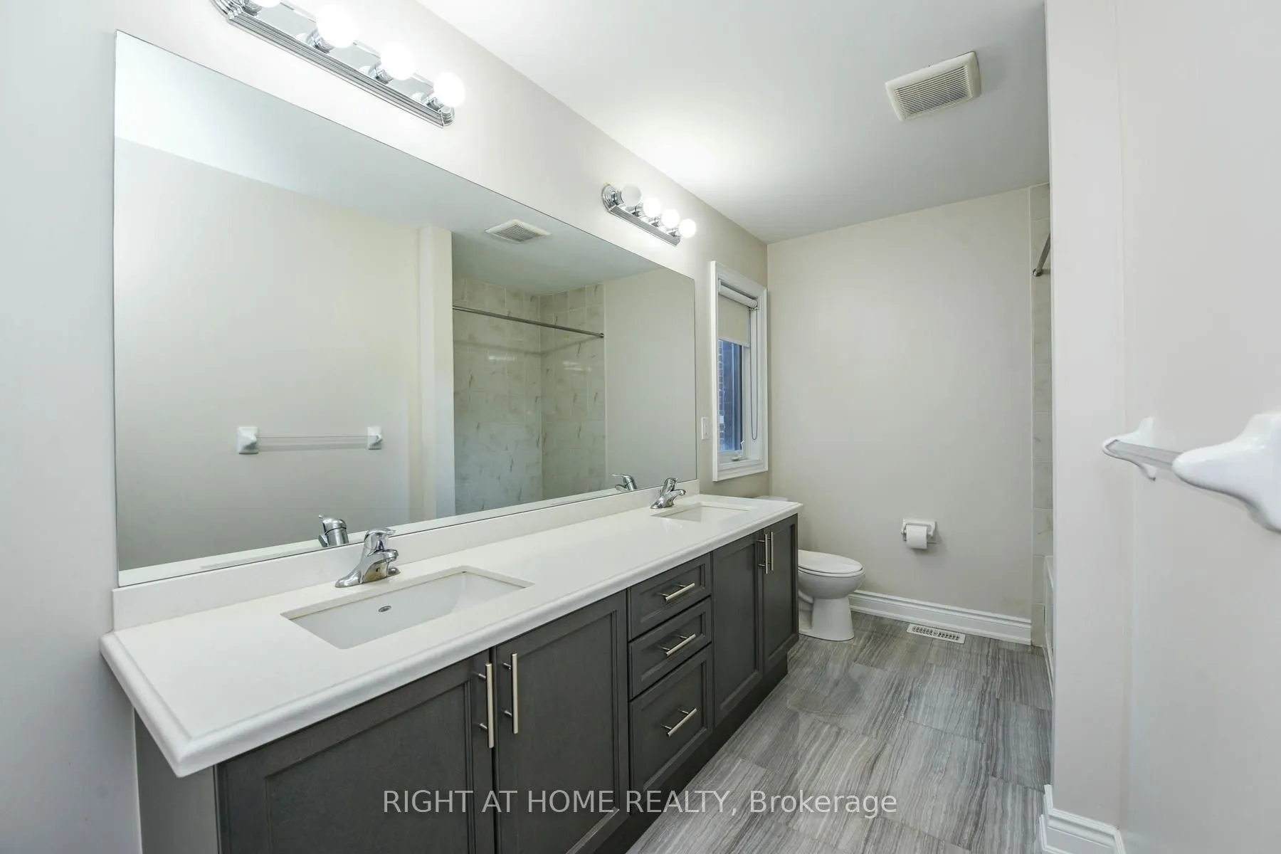 3 Prairie Creek Crescent