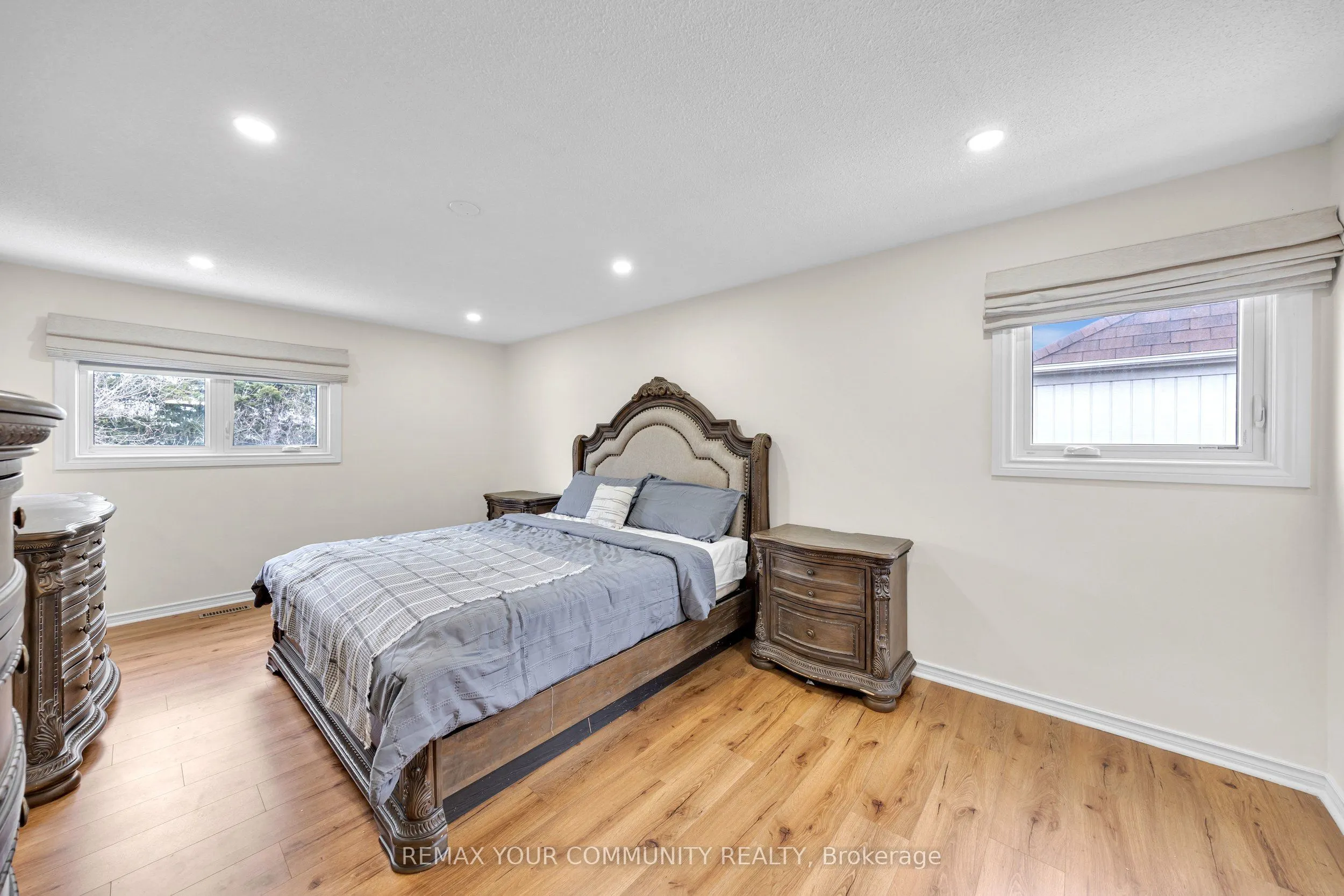 22 MADELAINE Crescent