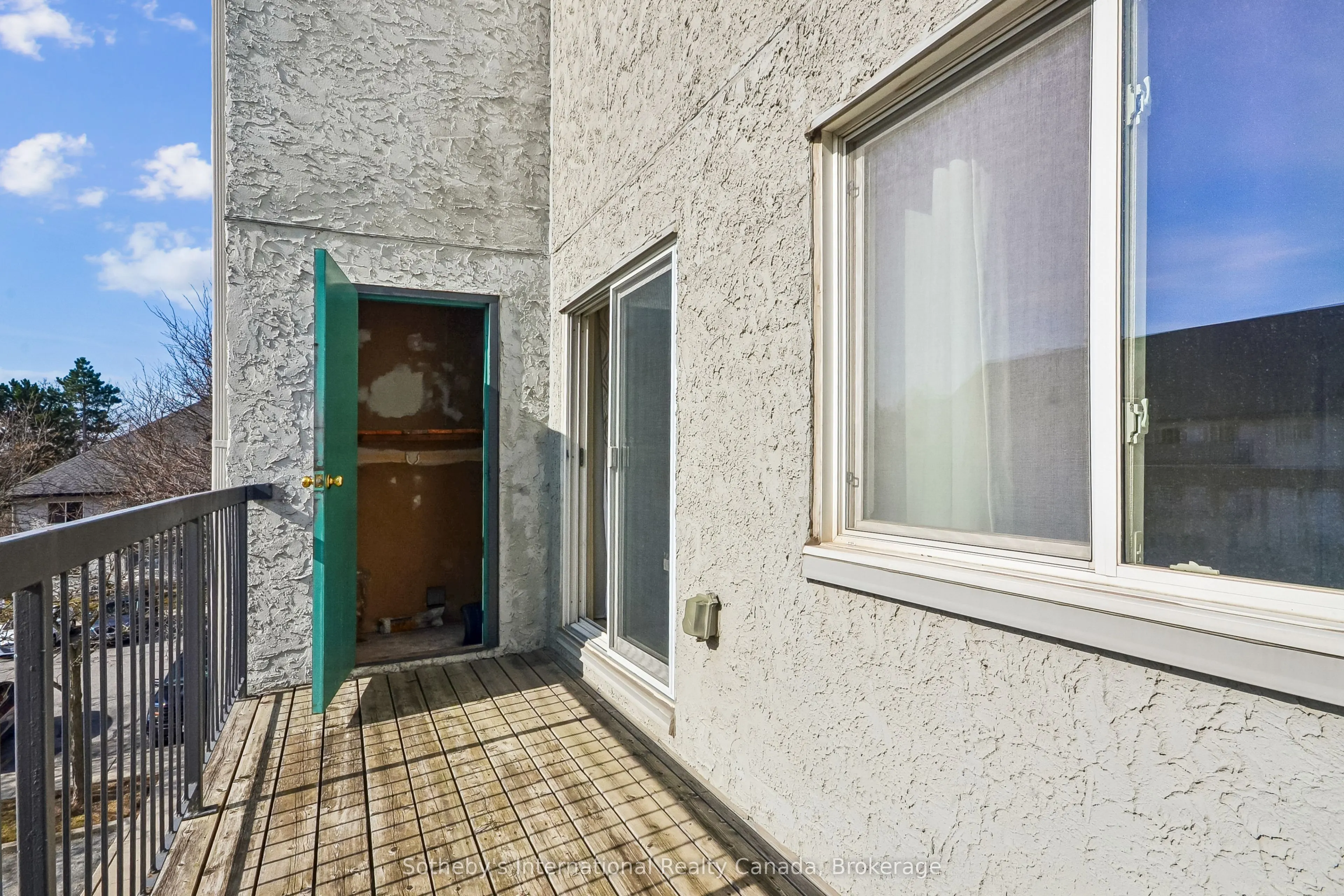1450 Glen Abbey Gate #434