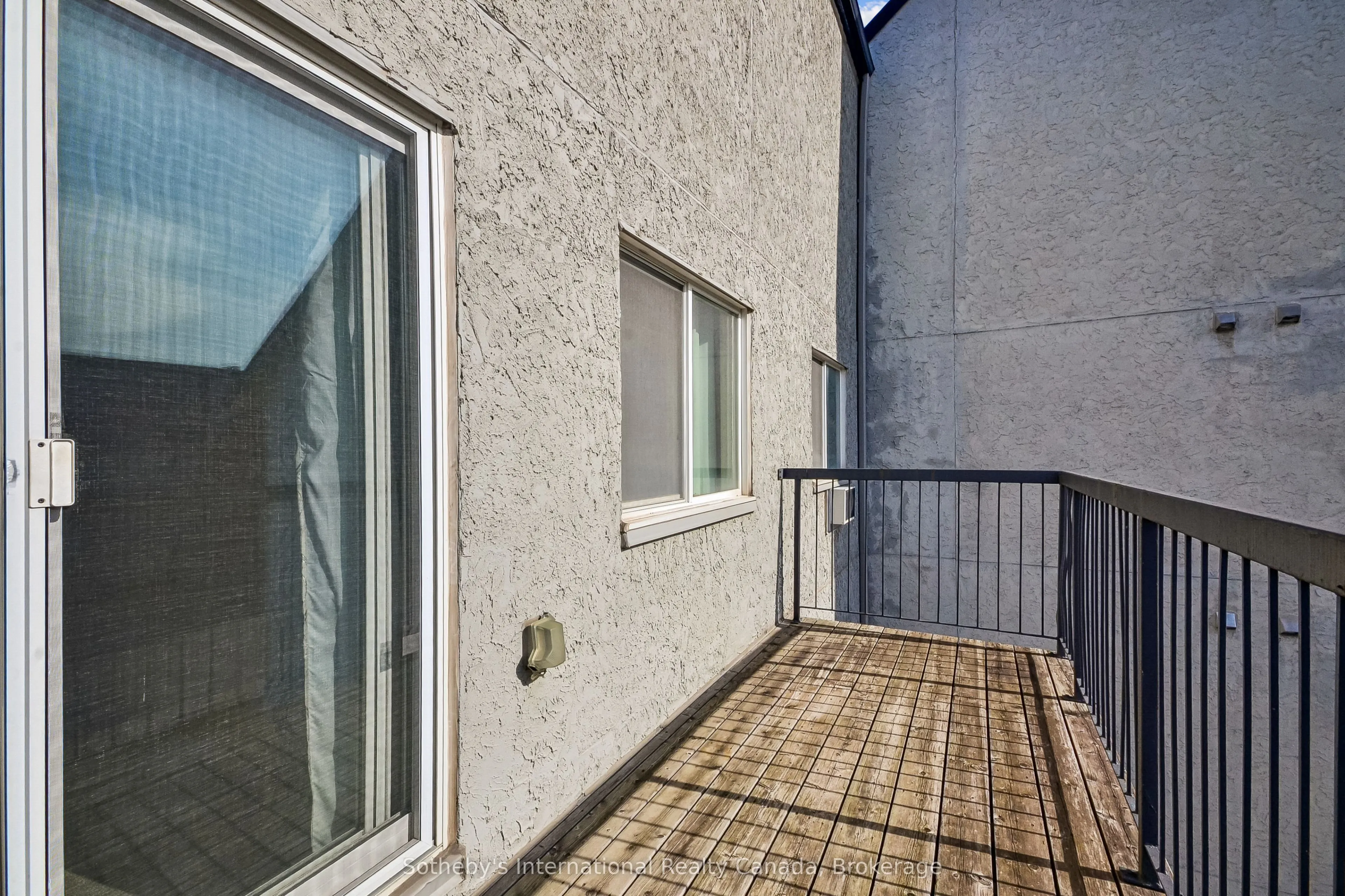 1450 Glen Abbey Gate #434