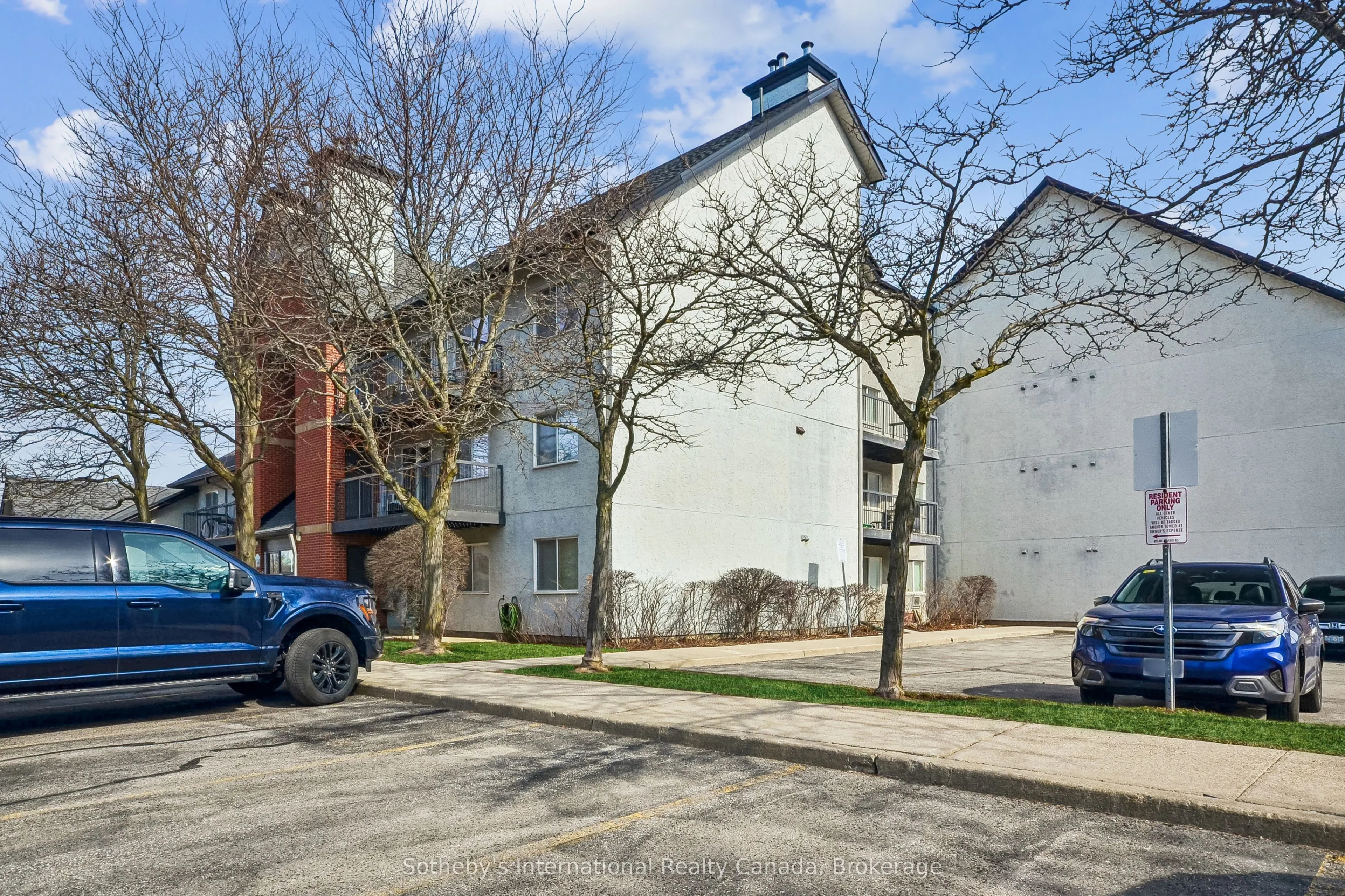 1450 Glen Abbey Gate #434