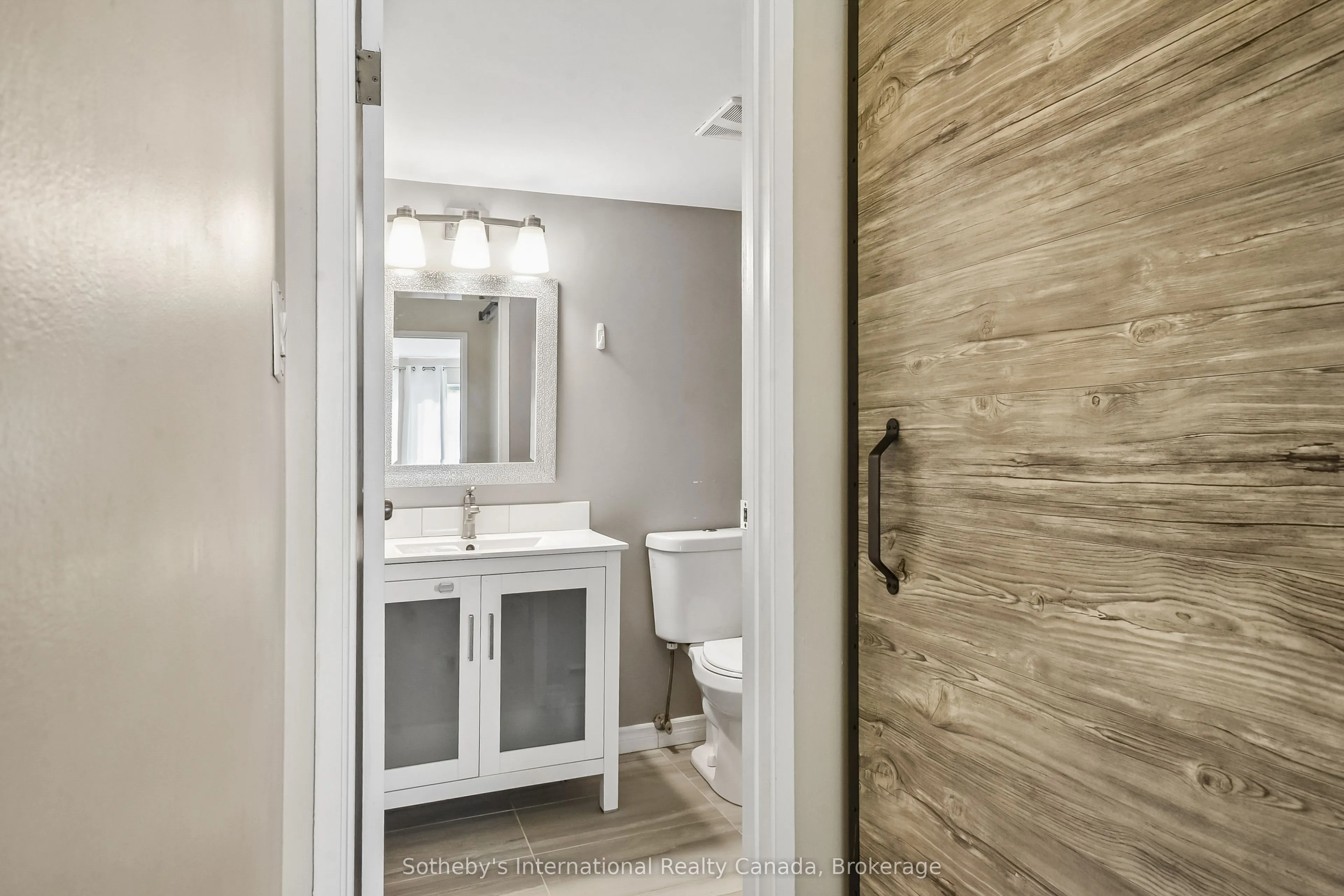 1450 Glen Abbey Gate #434