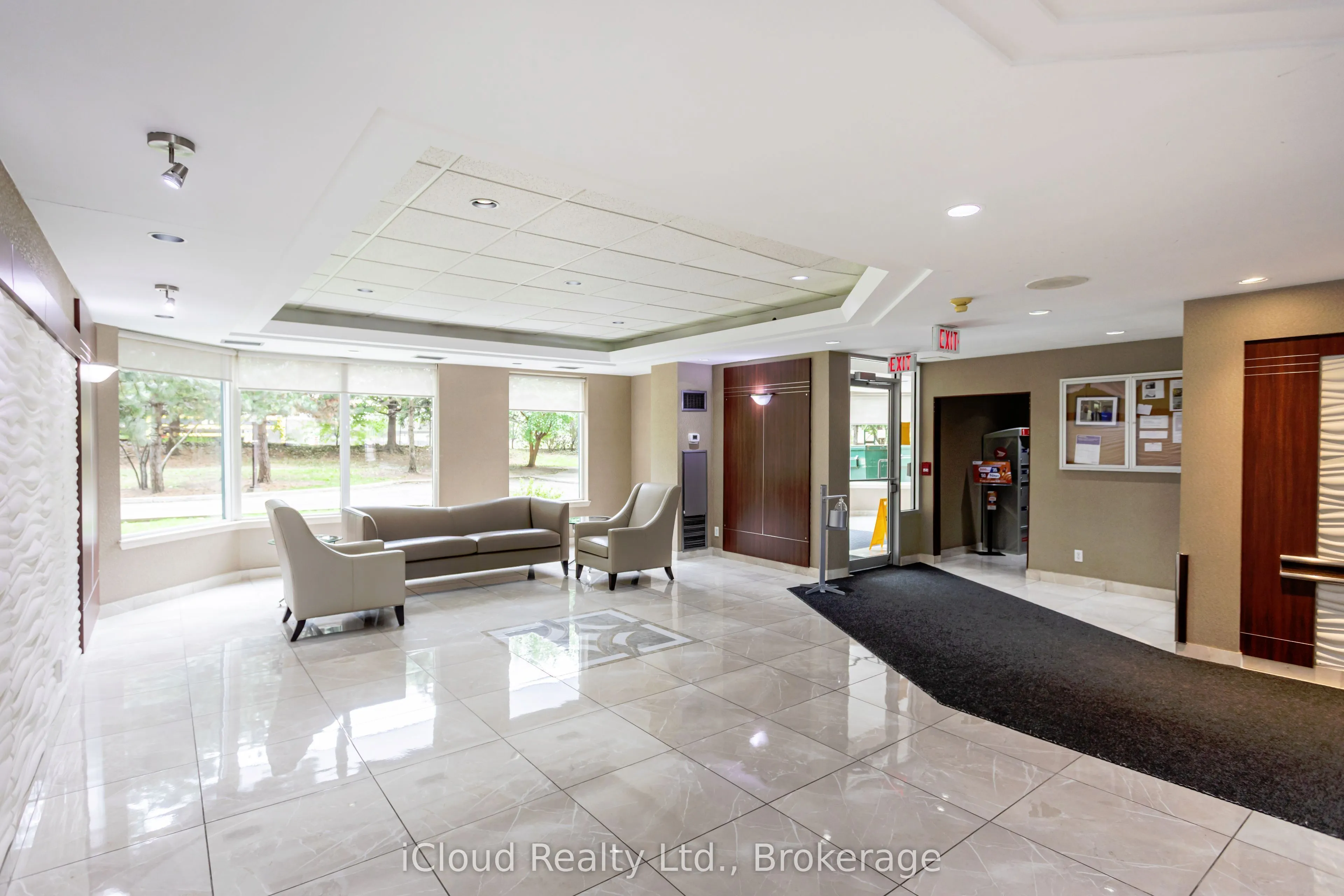 135 Hillcrest Avenue #903