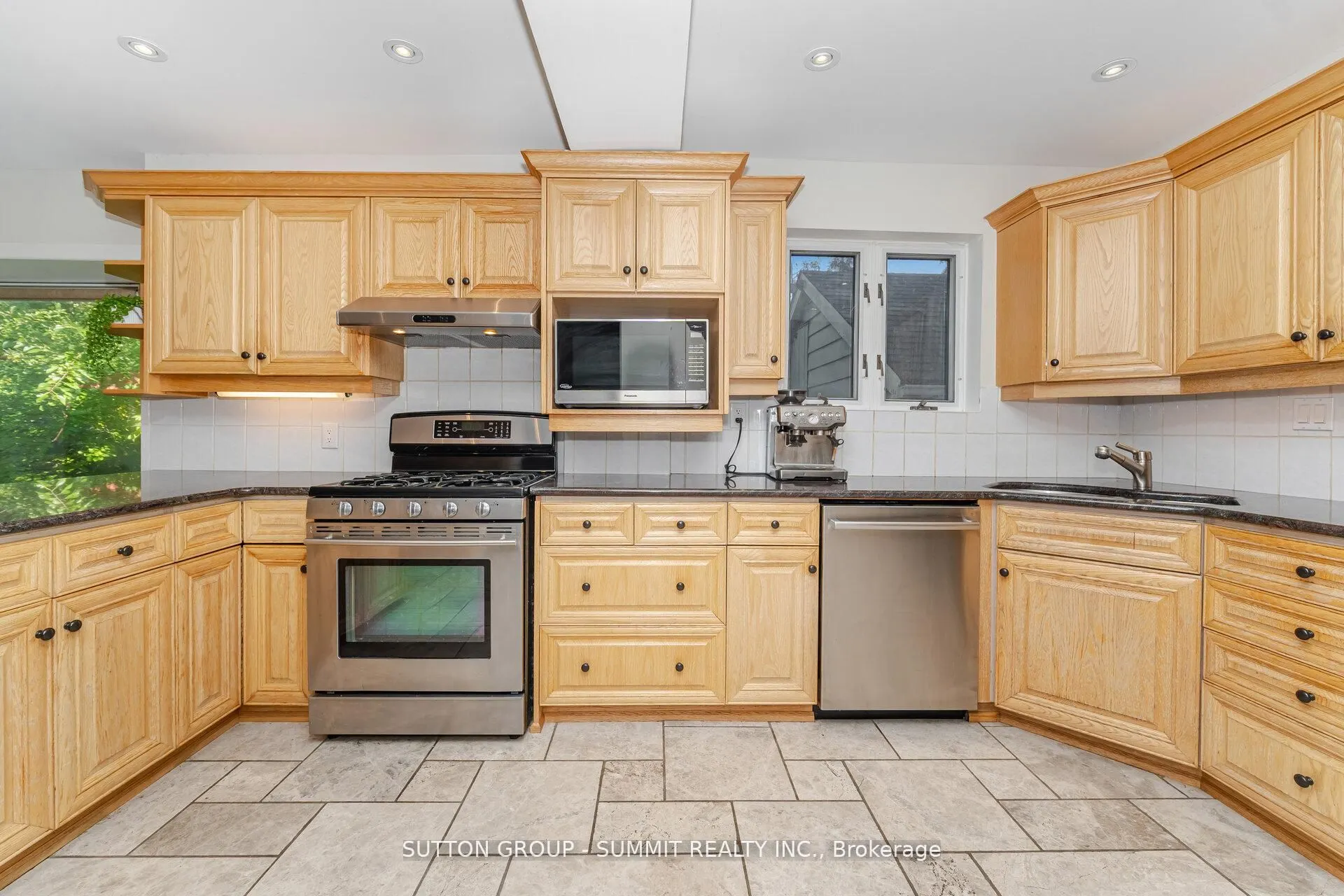 1175 Kane Road