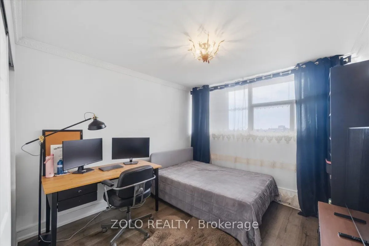 2121 Roche Court #707
