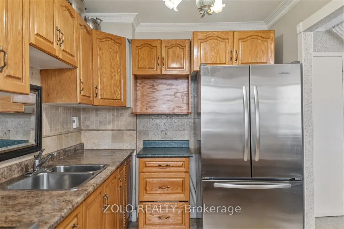 2121 Roche Court #707