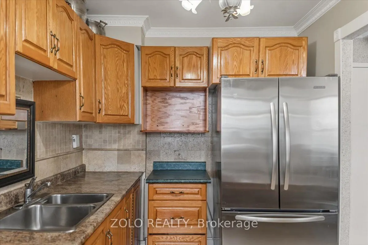 2121 Roche Court #707
