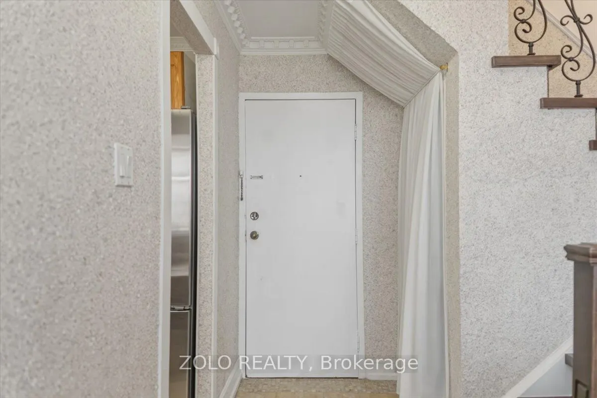 2121 Roche Court #707