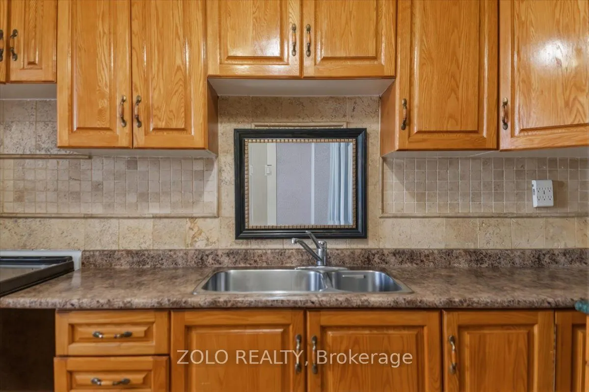 2121 Roche Court #707