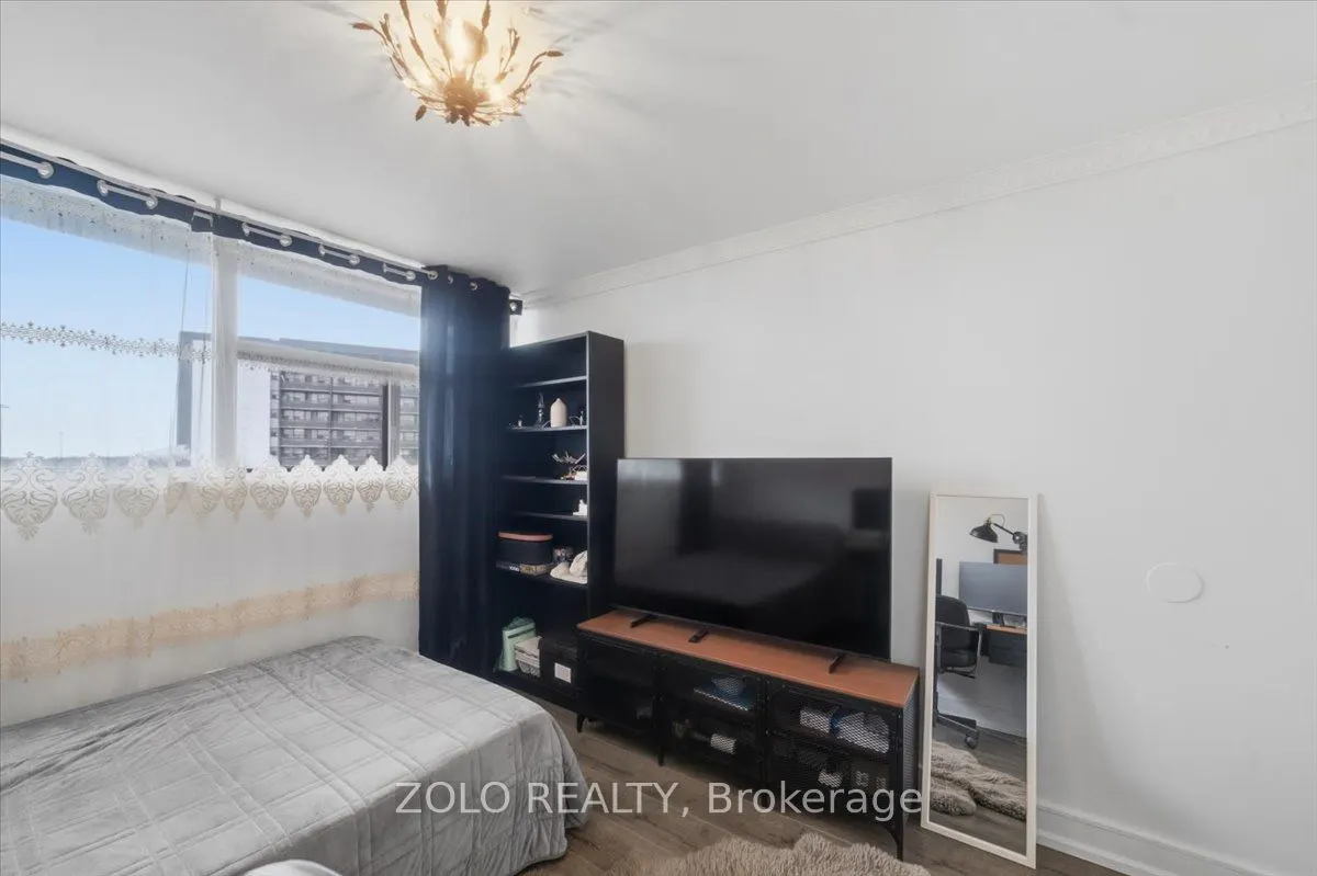 2121 Roche Court #707